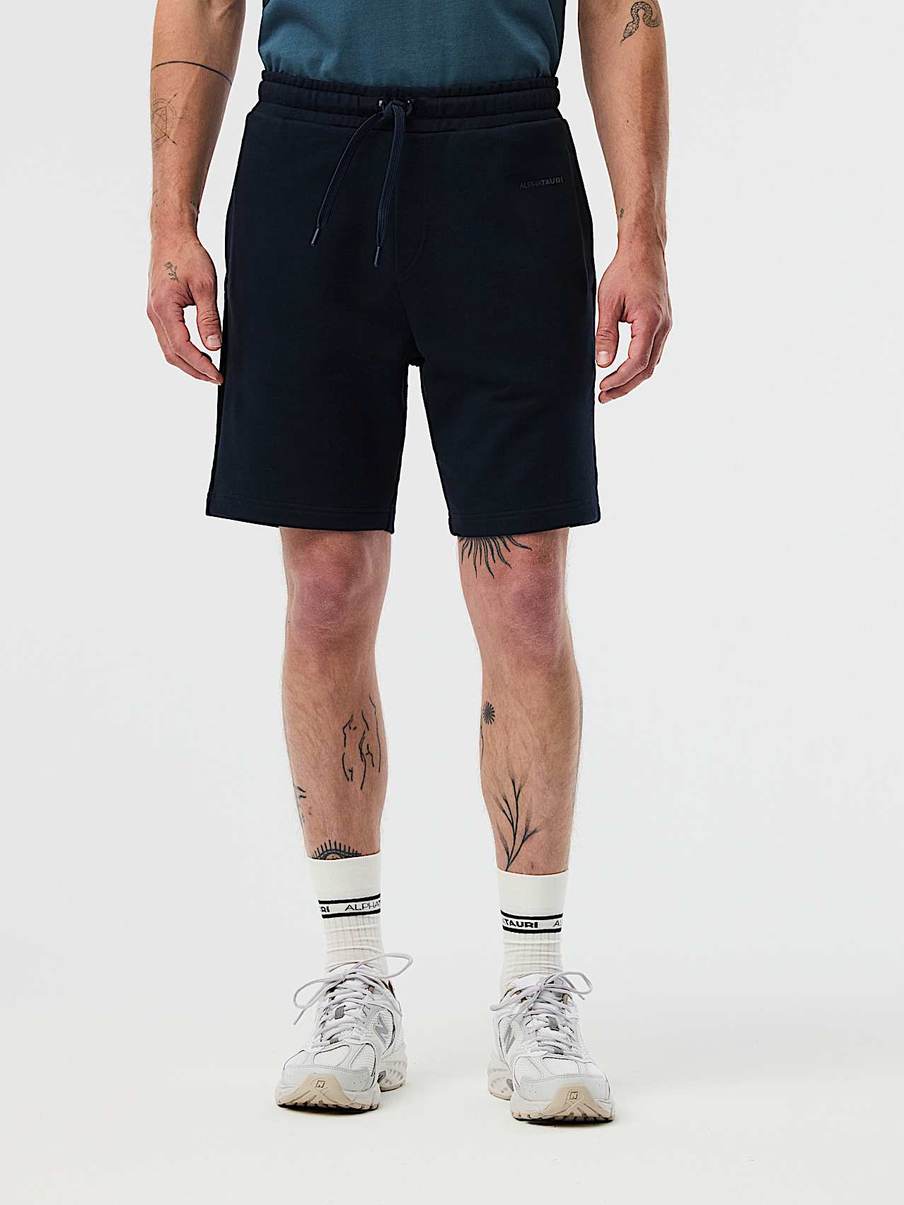 AlphaTauri | PHARS V2.Y10.01 | Shorts de deporte con logotipo de la marca in Dark Navy for Hombre