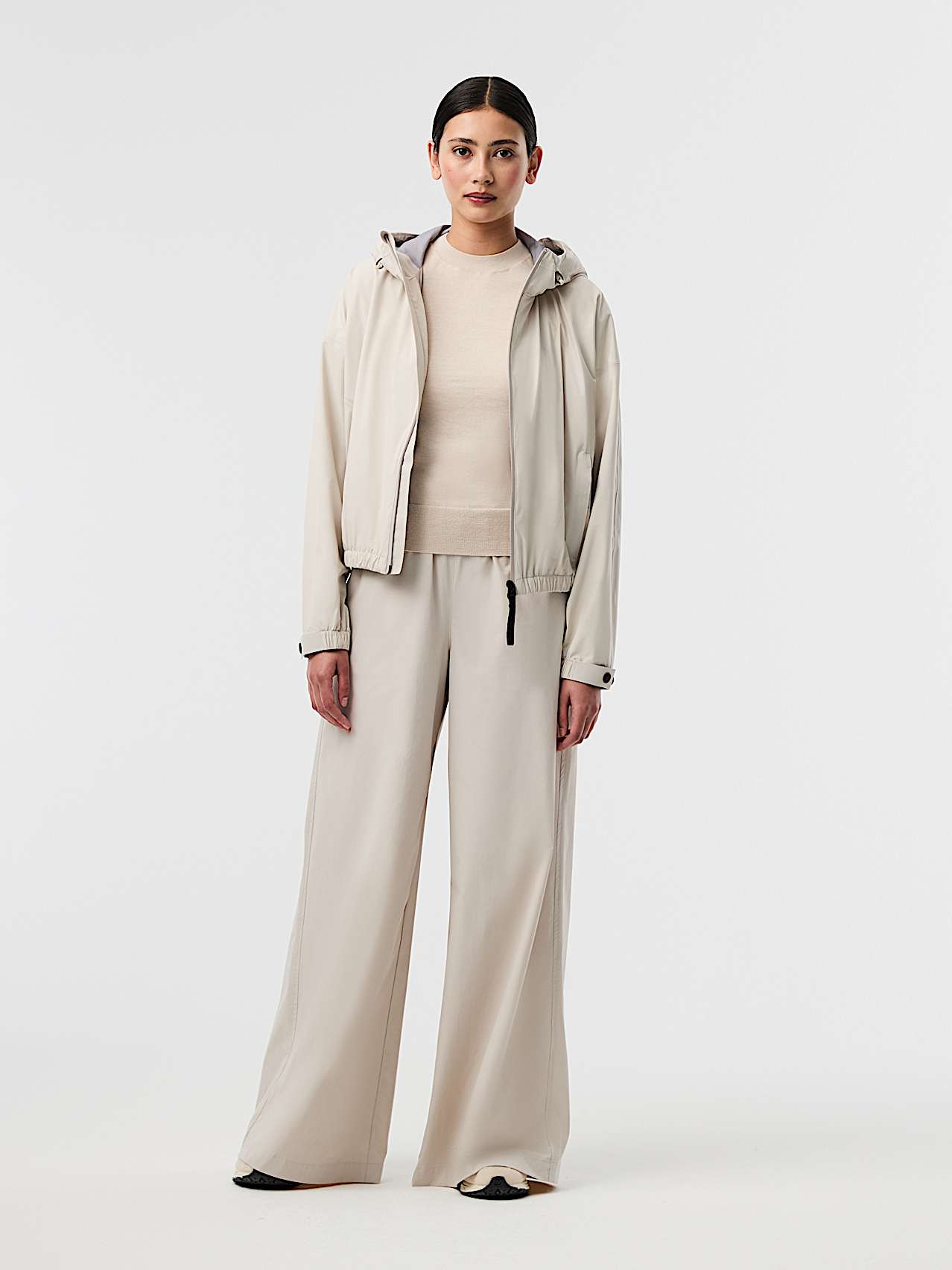 AlphaTauri | ORAS V1.Y10.01 | Leichte Tauroshield® Packable Regenjacke in Stone für Damen