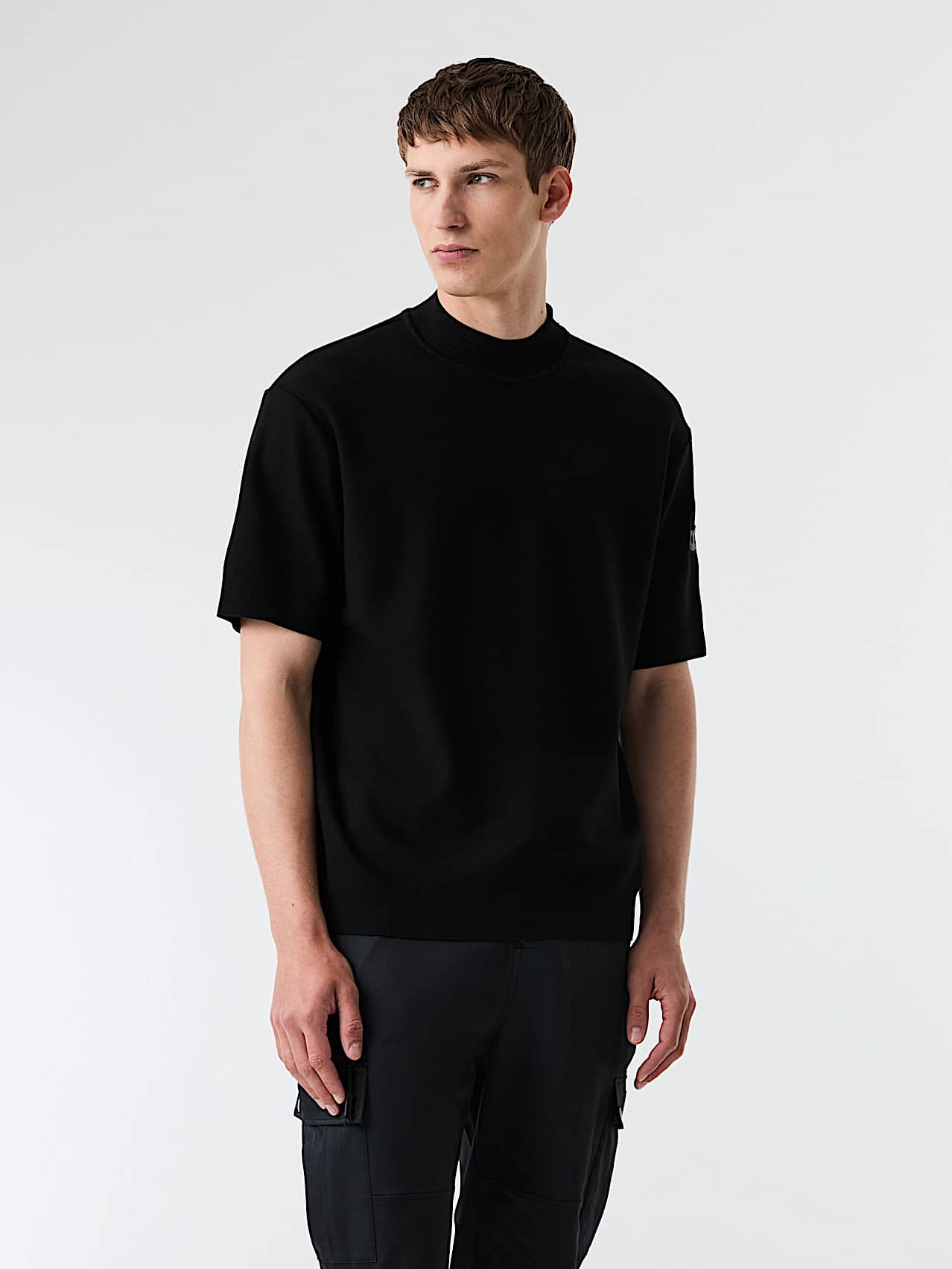 AlphaTauri | SAAMO V1.Y9.01 | T-Shirt aus Baumwolle mit Interlock-Struktur in Schwarz für Herren