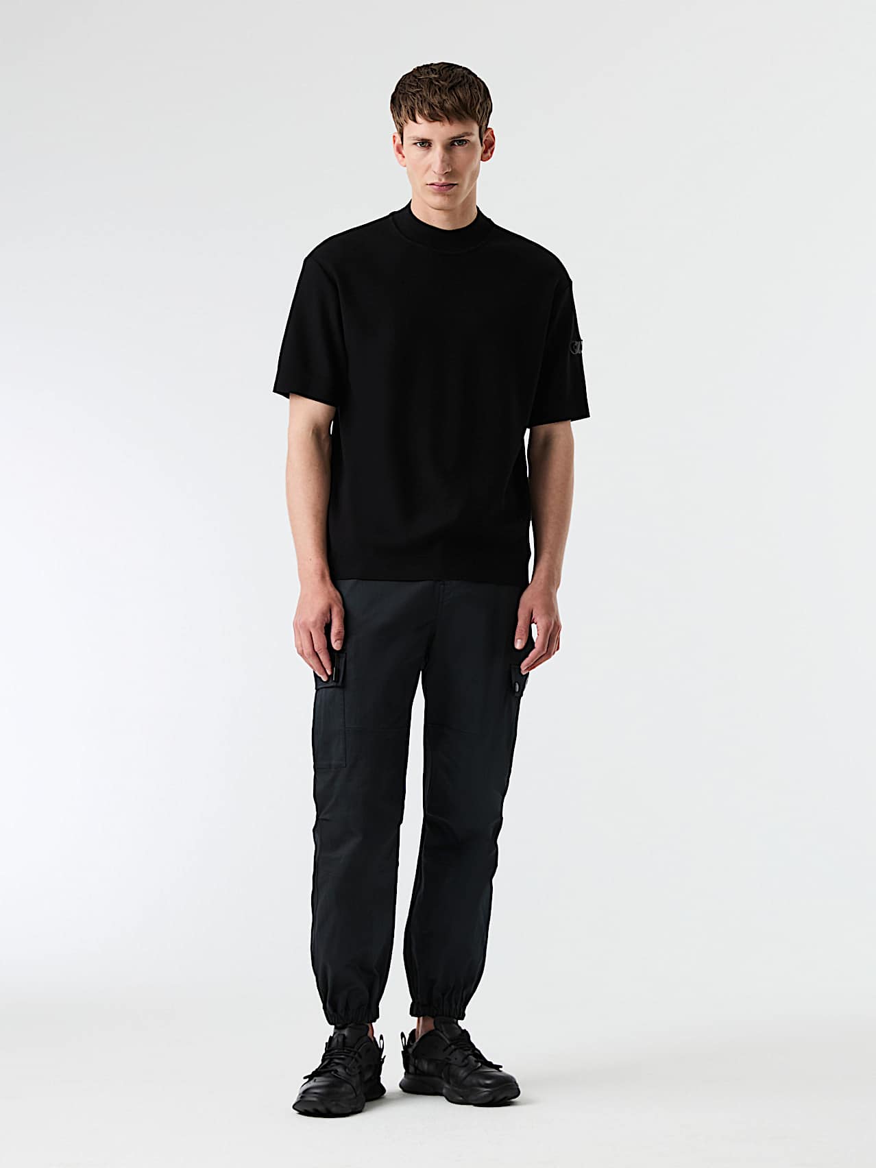 AlphaTauri | SAAMO V1.Y9.01 | T-Shirt aus Baumwolle mit Interlock-Struktur in Schwarz für Herren