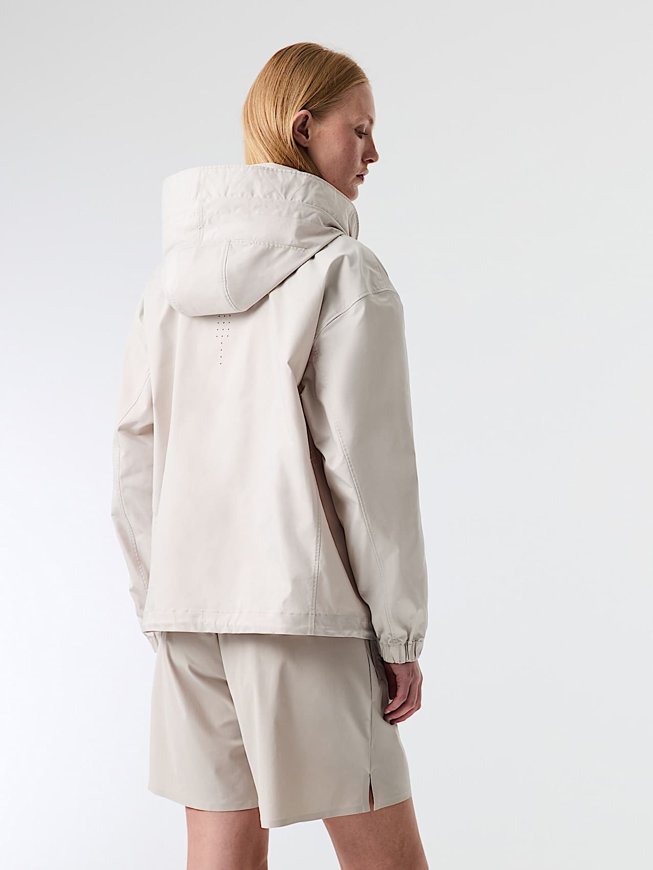 AlphaTauri | OVERA V1.Y9.01 | Wasserabweisend Feldjacke in Stone für Damen