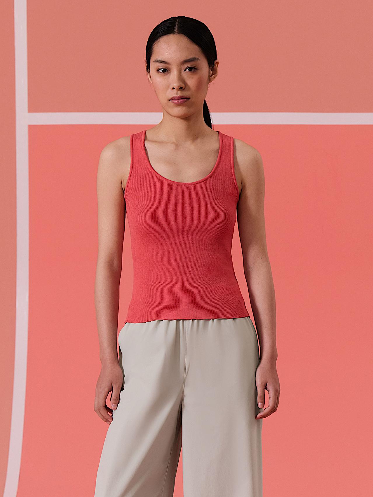 AlphaTauri | FIZZ V1.Y10.01 | Débardeur en maille 3D in Deep Peach for Femme