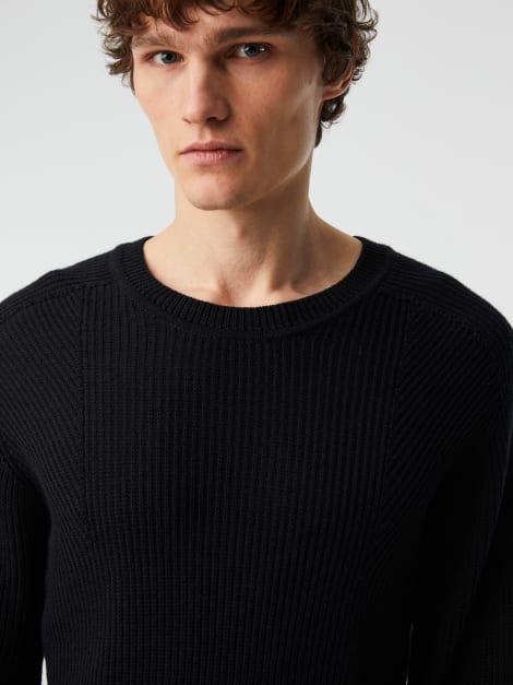 Seamless 3D Knit Crewneck Sweater | FINTA V1.Y8.02 | Black Seamless 3D Knit Crewneck Sweater | FINTA V1.Y8.02 | Black