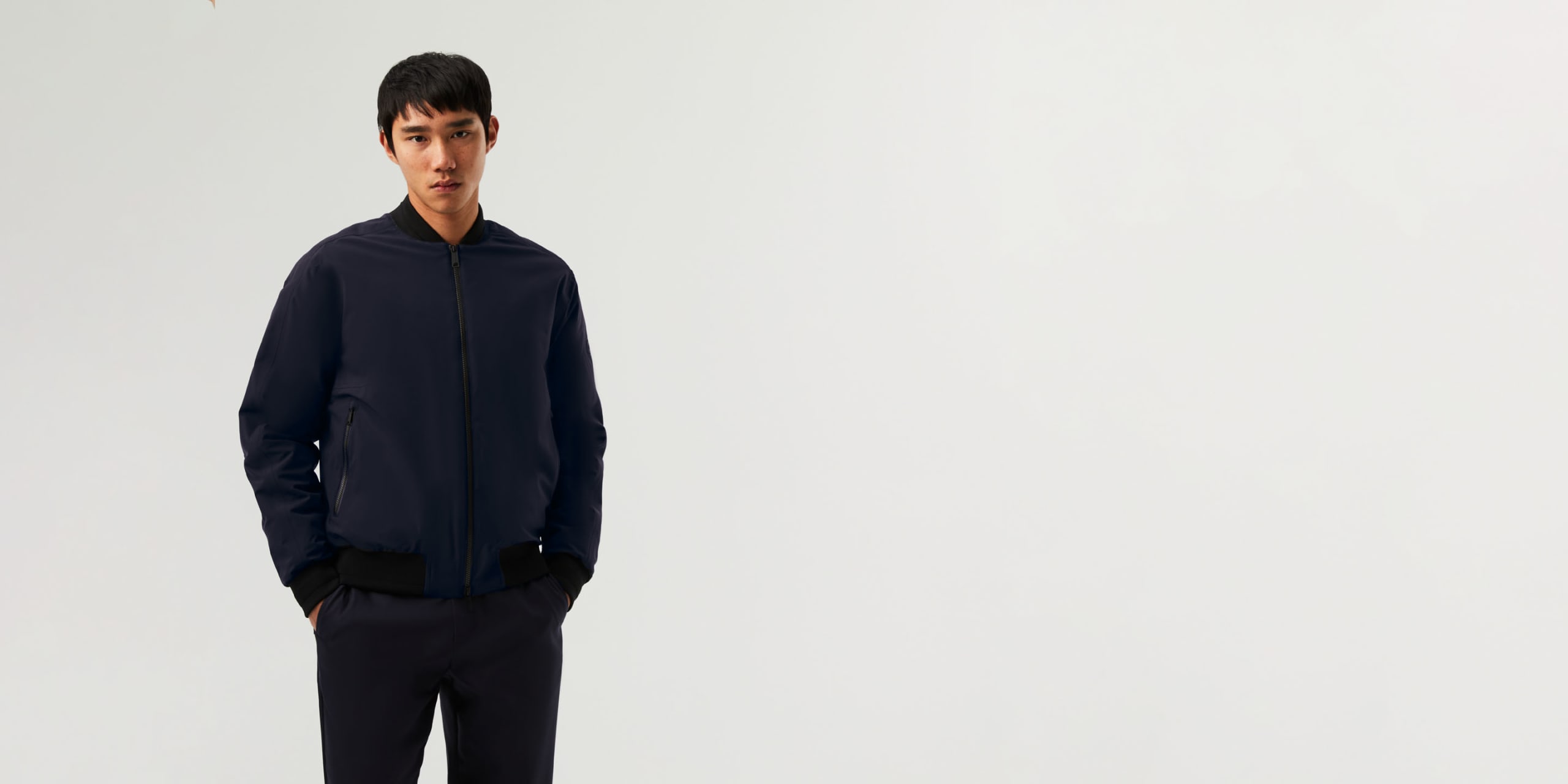 AlphaTauri | OSTOL V2.Y7.02 | Waterproof Taurobran® Bomber Jacket in Navy for Men AlphaTauri | OSTOL V2.Y7.02 | Waterproof Taurobran® Bomber Jacket in Navy for Men