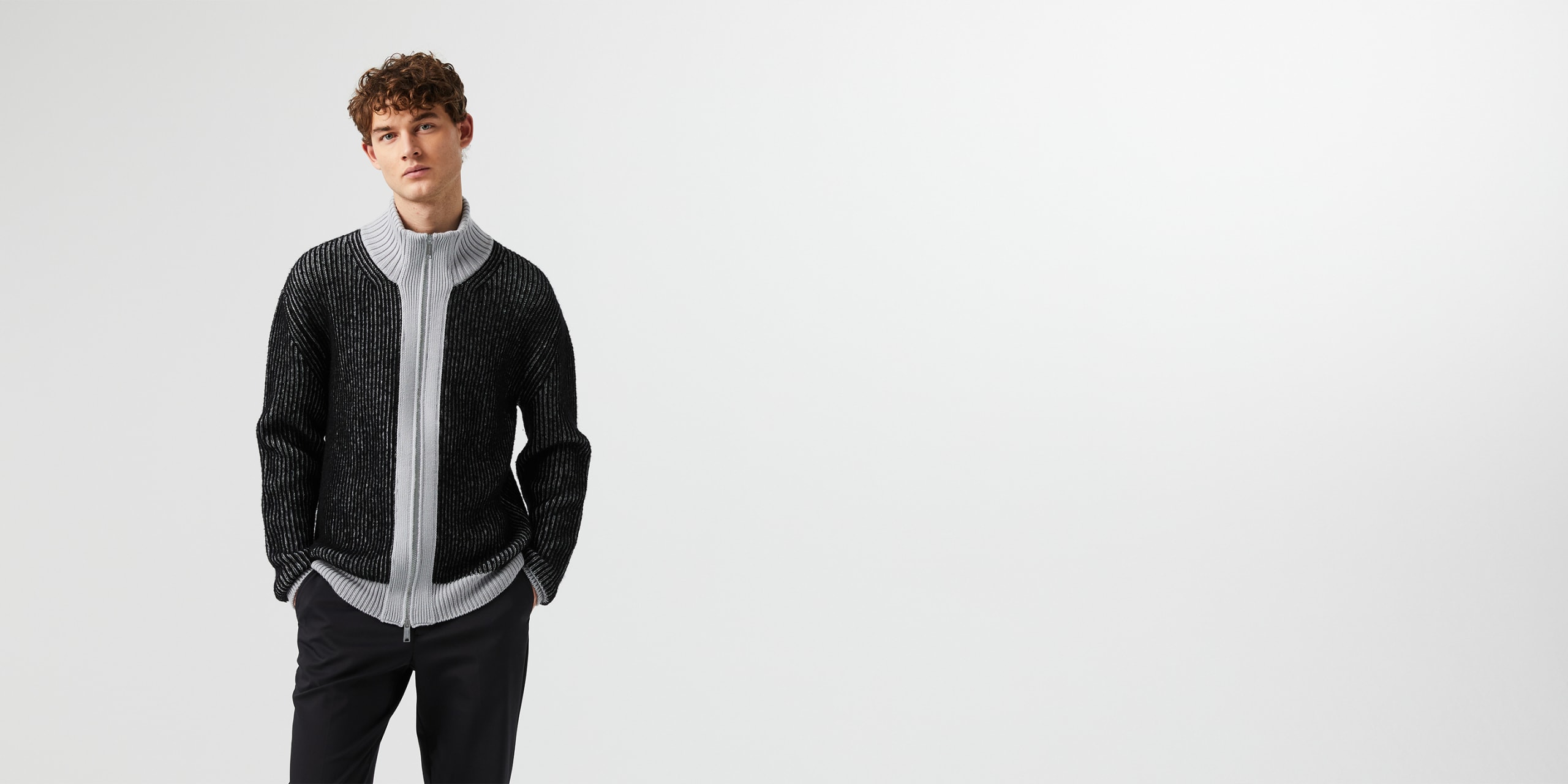 AlphaTauri | FAAMO V2.Y7.02 | Veste en laine mérinos à maille in Noir / Gris for Homme AlphaTauri | FAAMO V2.Y7.02 | Veste en laine mérinos à maille in Noir / Gris for Homme