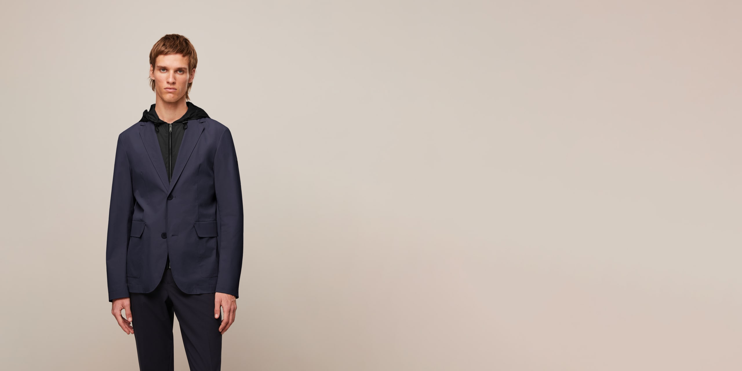 AlphaTauri | OBOSS V5.Y7.01 | Packable Water-Resistant Blazer in Navy for Men AlphaTauri | OBOSS V5.Y7.01 | Packable Water-Resistant Blazer in Navy for Men