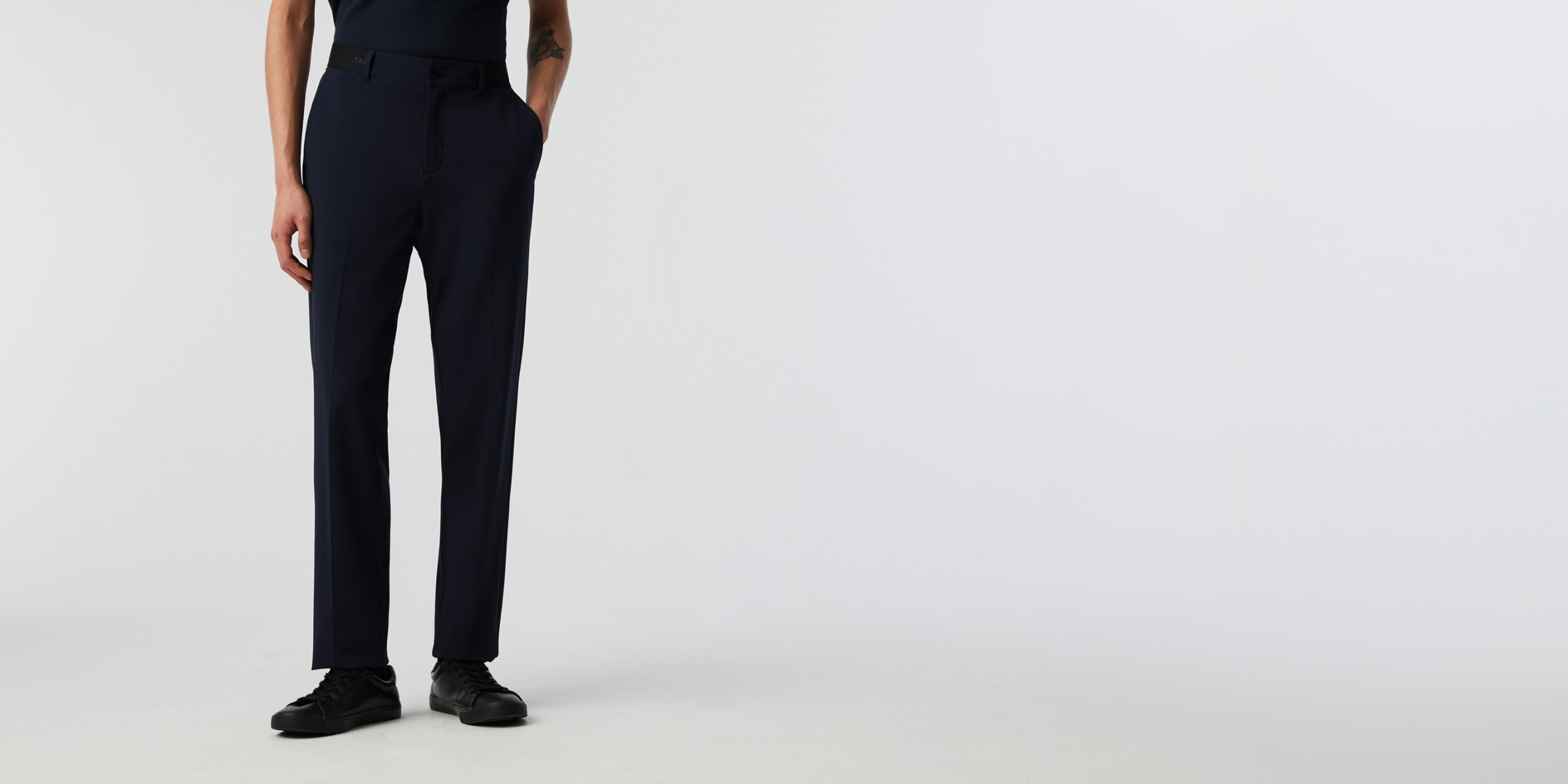 AlphaTauri | PALAS V1.Y8.02 | 4-Way-Stretch Trousers in Navy for Men
