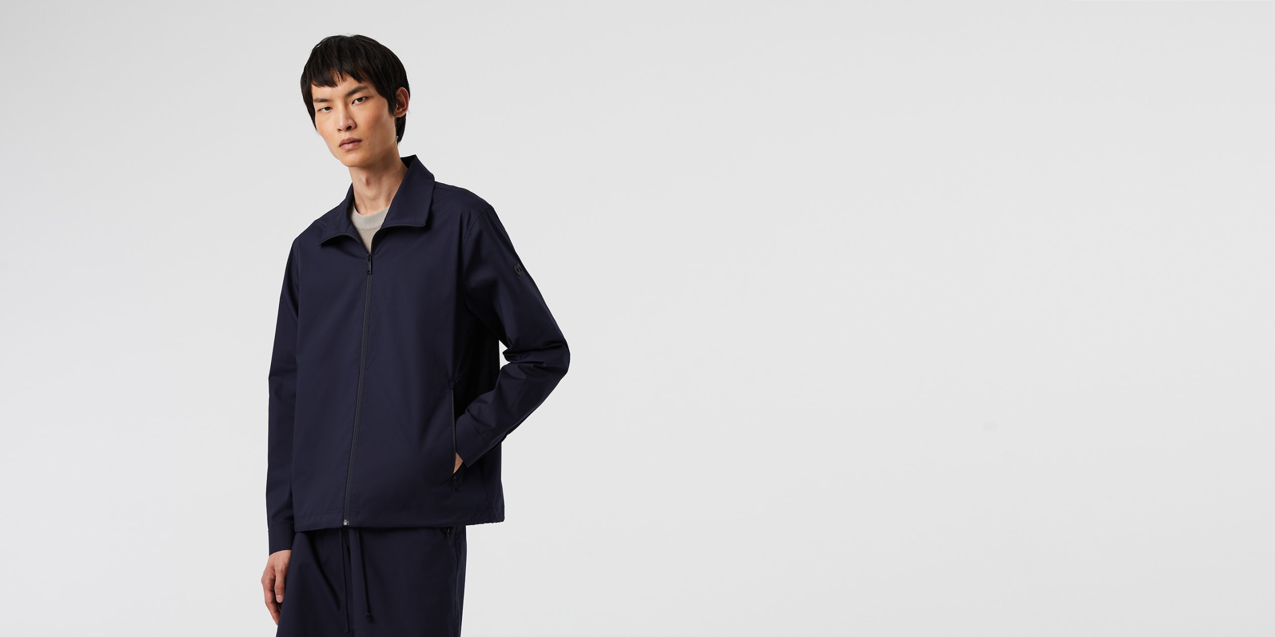 AlphaTauri | WLAN V1.Y8.01 | Surchemise déperlante in Bleu Marine for Homme