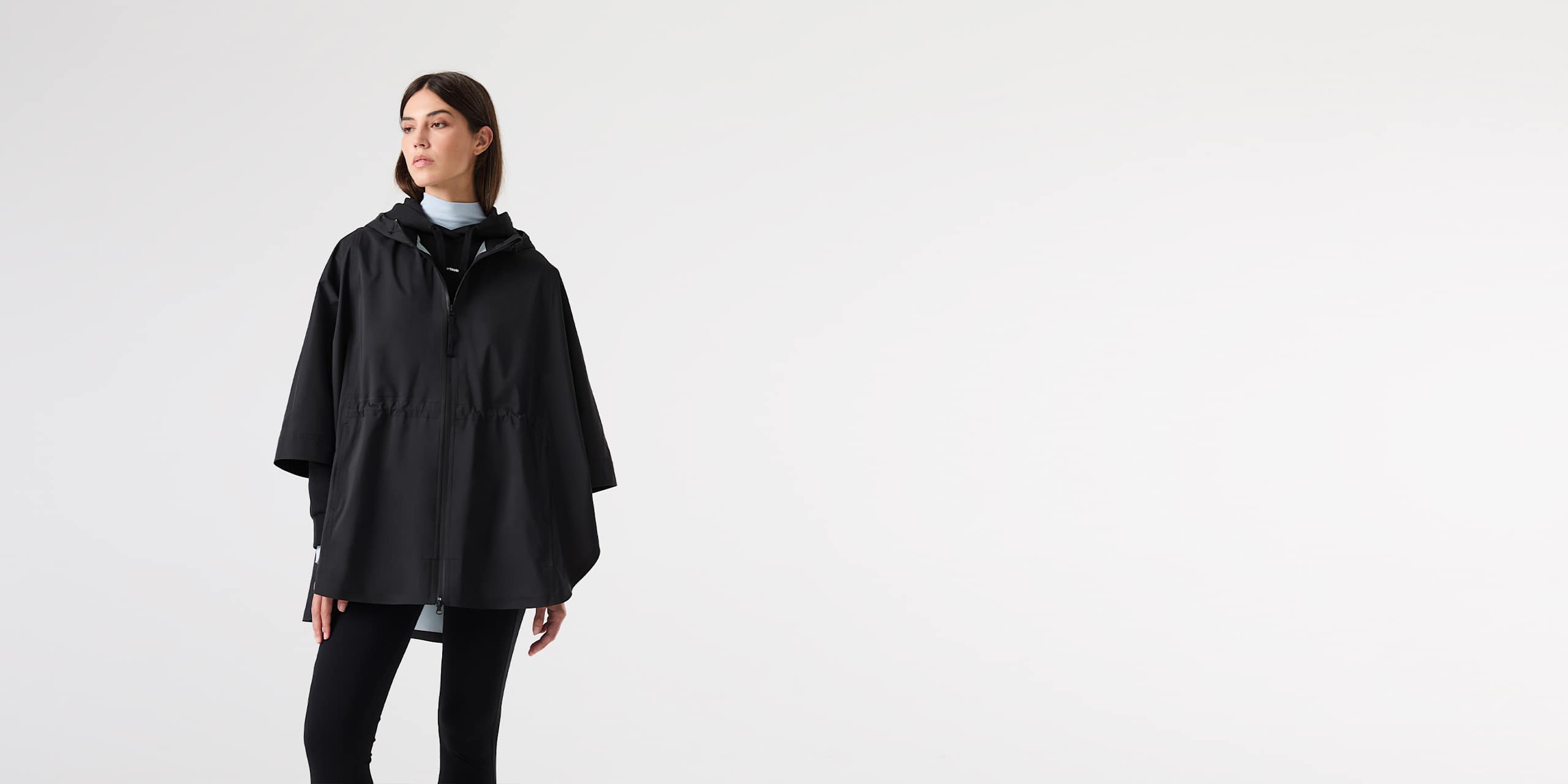 AlphaTauri | ONA V1.Y9.02 | Poncho impermeable para la lluvia in Black for Mujer