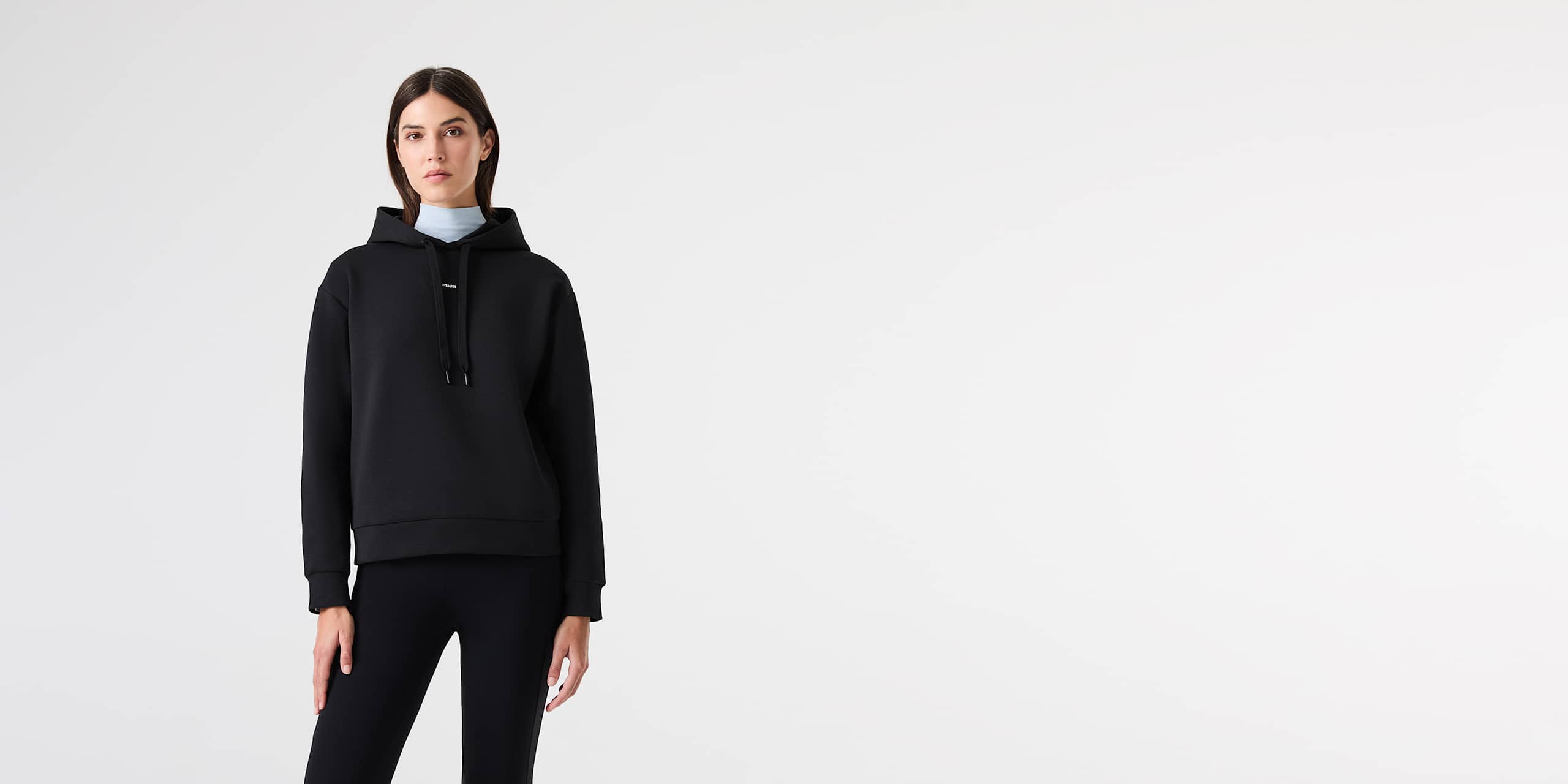 AlphaTauri | SURI V1.Y9.02 | Sweat à capuche en interlock coupe décontractée in Black for Femme