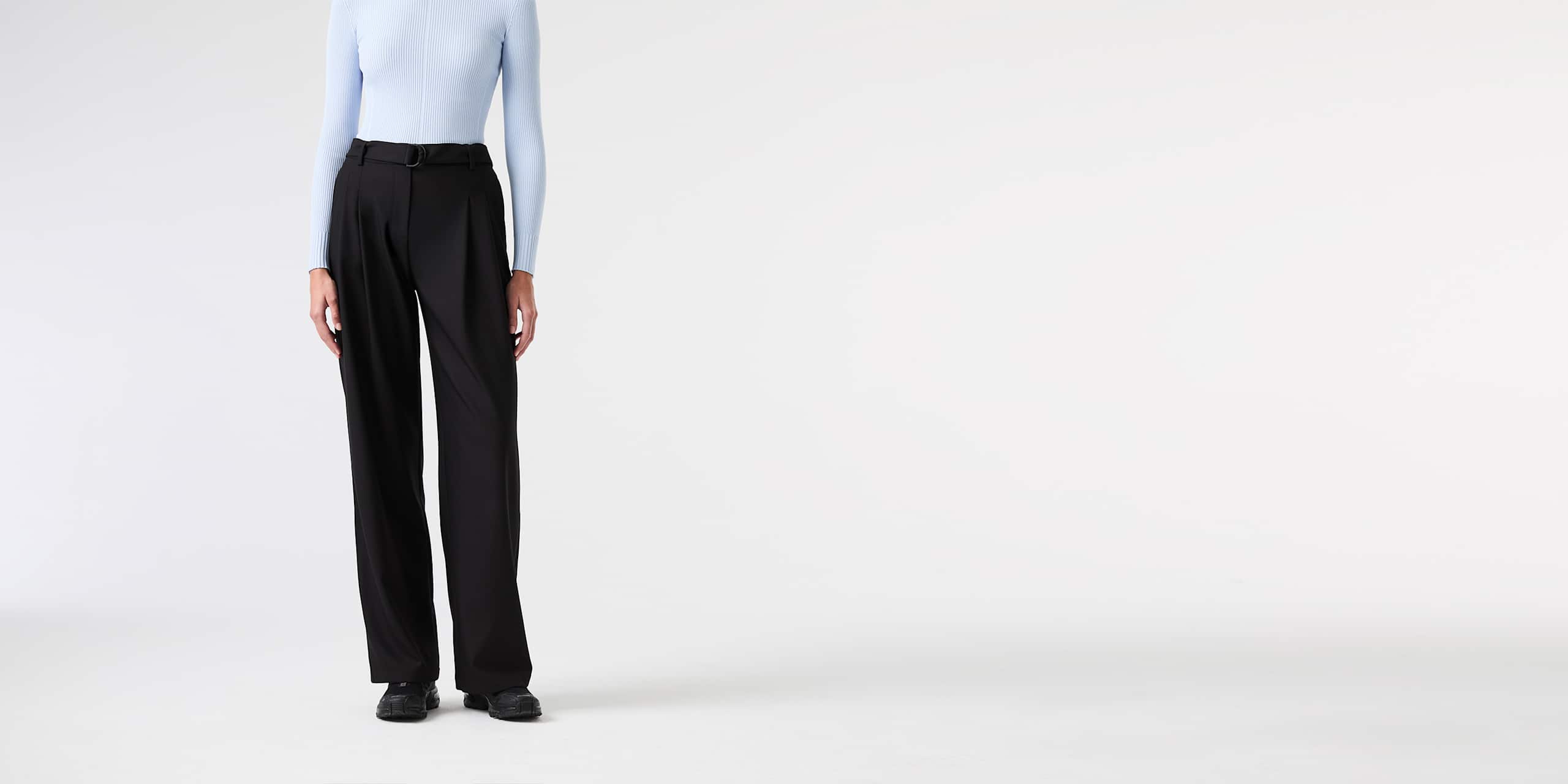 AlphaTauri | PIP V1.Y9.02 | Pantalon plissé coupe large avec ceinture in Black for Femme