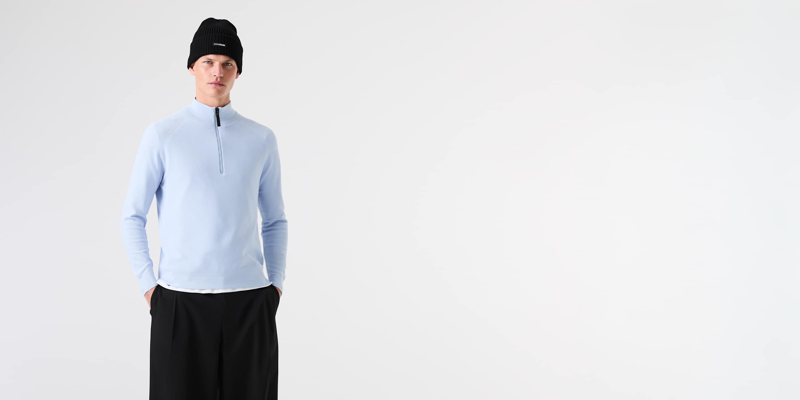 AlphaTauri | ARI V1.Y9.02  | Bonnet en grosse maille in Black for Unisexe