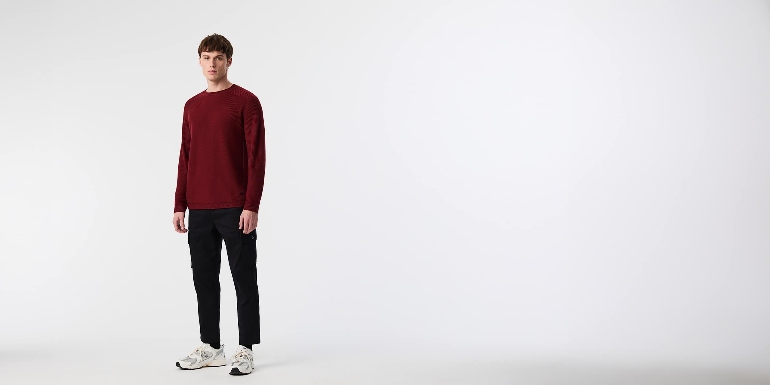 AlphaTauri | FLEUR V1.Y9.02 | Maglione girocollo in maglia 3D senza cuciture in Dark Berry for Uomo AlphaTauri | FLEUR V1.Y9.02 | Maglione girocollo in maglia 3D senza cuciture in Dark Berry for Uomo