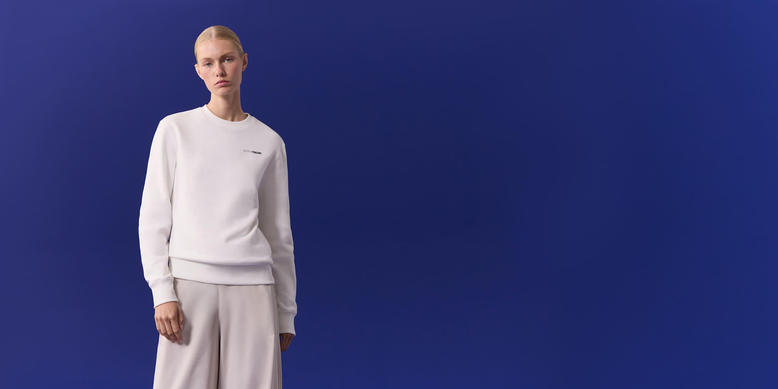 AlphaTauri | Unisex Backprint Sweatshirt | Olympic Team Austria Collection in White for Unisex