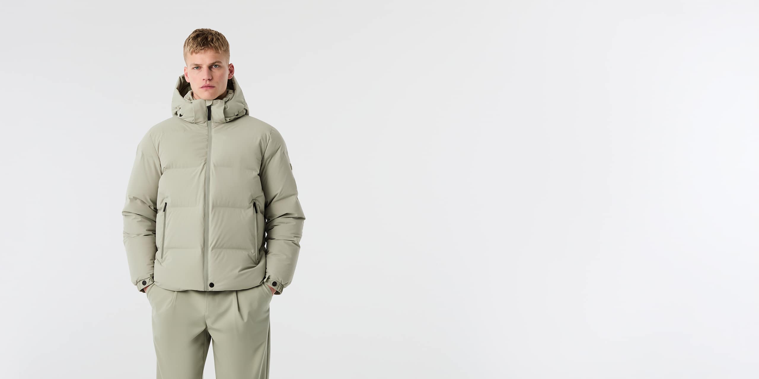 AlphaTauri | ODORU V4.Y10.02 | Padded Down Puffer Jacket in Dark Sage für Herren