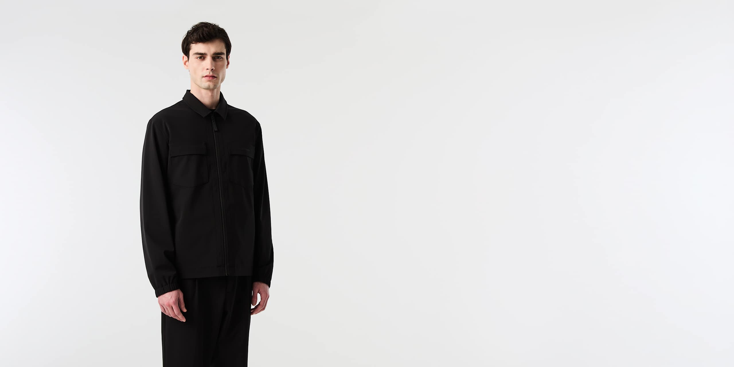 AlphaTauri | ONGERS V1.Y10.02 | Water-repellent Overshirt with 4-Way-Stretch in Schwarz für Herren