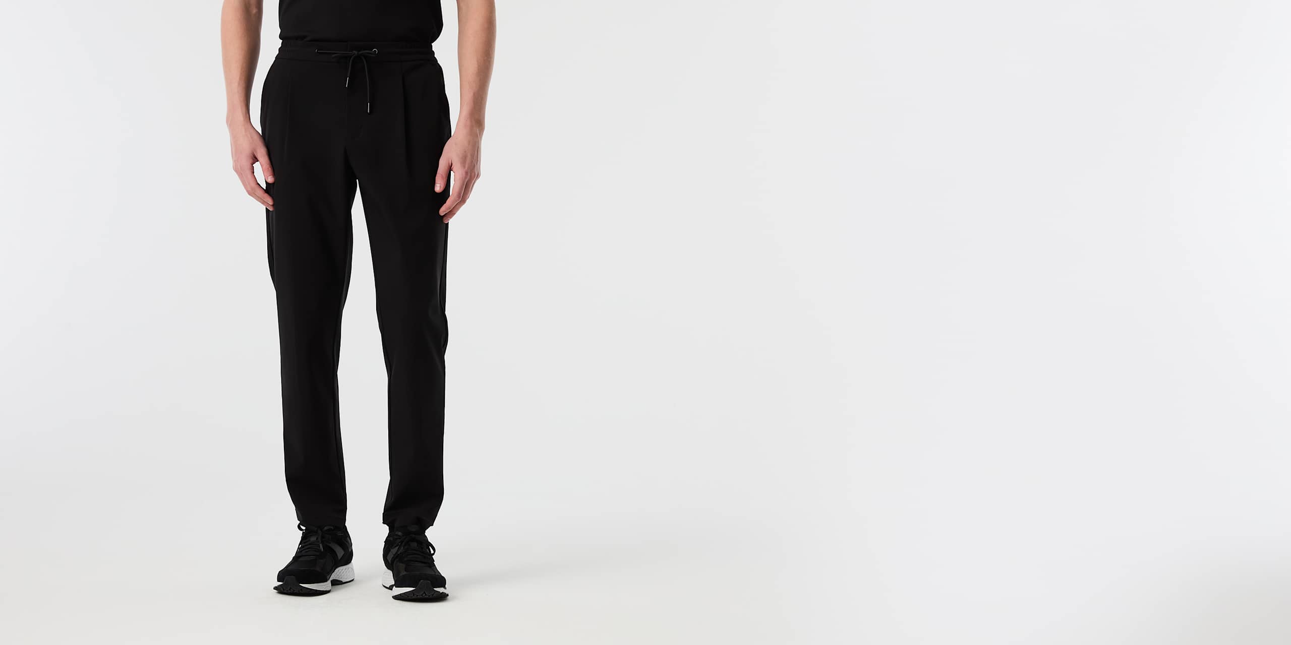 AlphaTauri | PAVRE V1.Y10.02 | Elegant Stretch Trousers in Black for Uomo