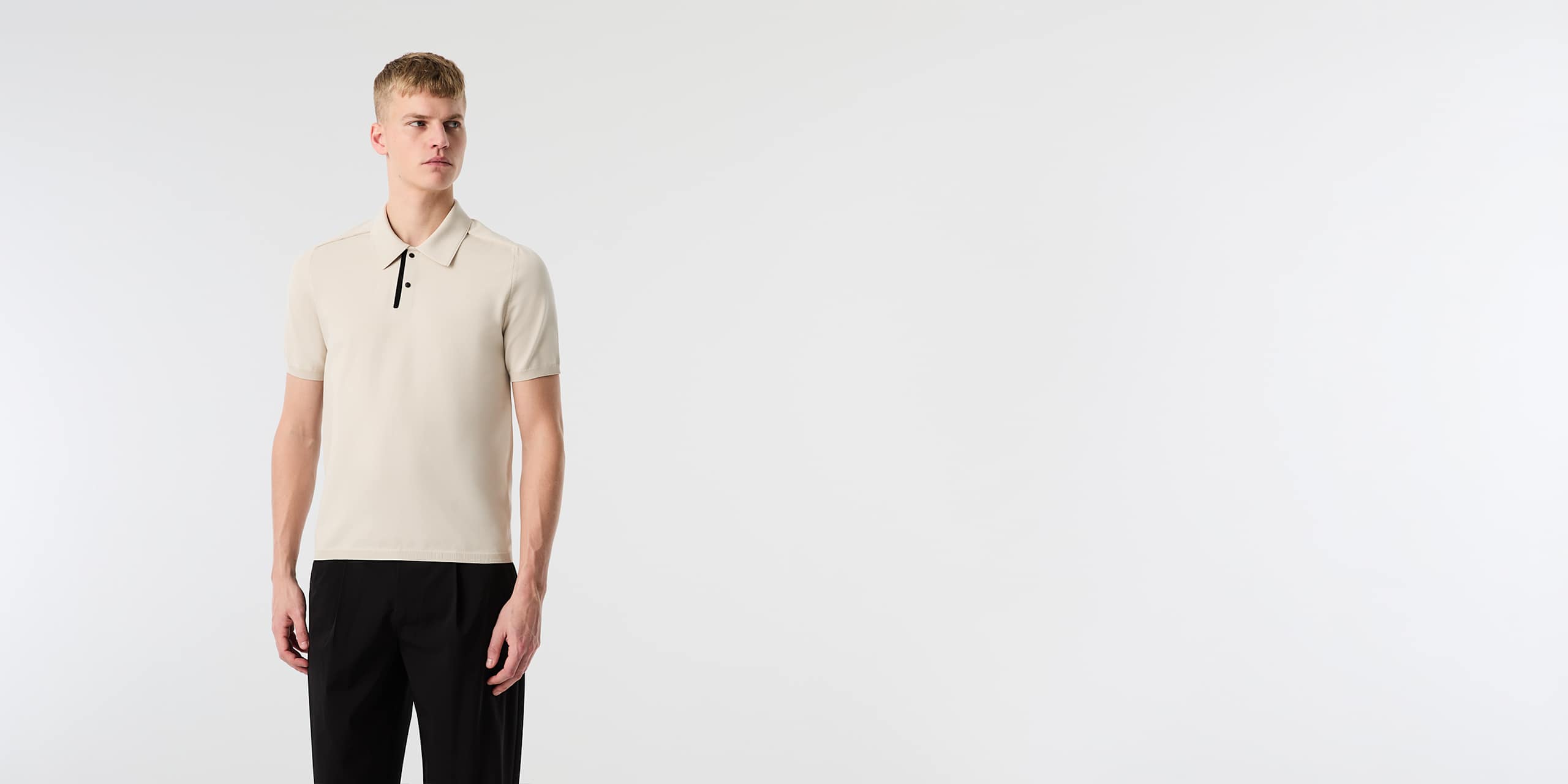 AlphaTauri | FLYON V1.Y10.02 | Knit Polo Shirt in Stone für Herren