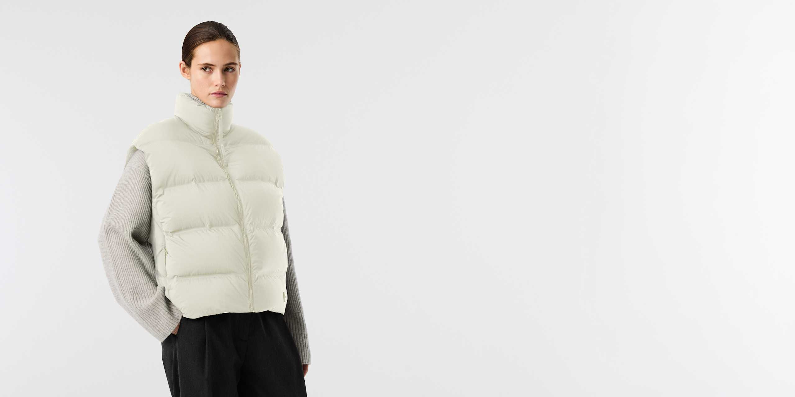 AlphaTauri | OAVENNA V1.Y10.02 | Chaleco de plumas ultraligero in Stone for Mujer