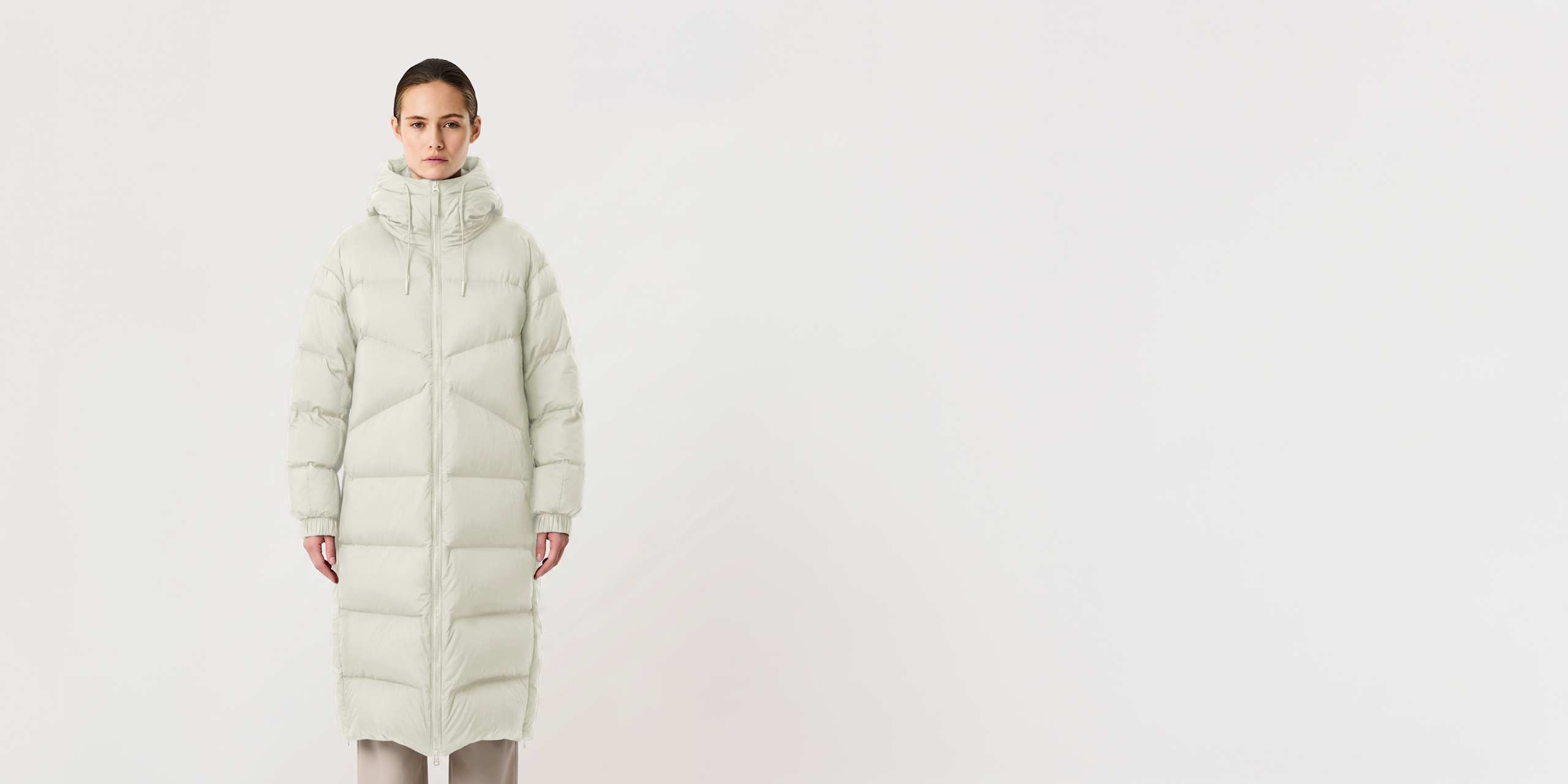AlphaTauri | OMINI V1.Y10.02 | Manteau matelassé ultra-léger déperlant in Stone for Femme