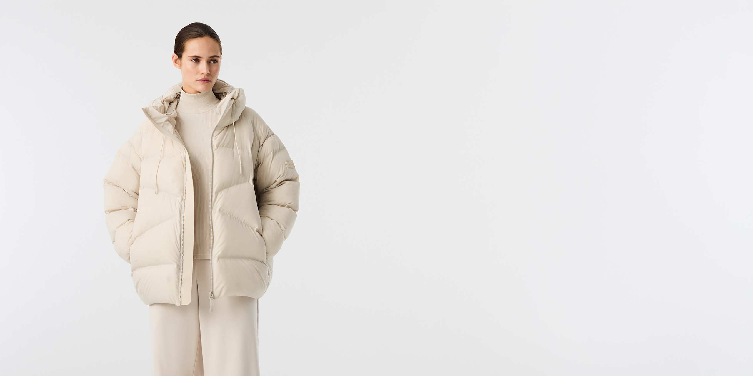 AlphaTauri | ORRENTO V1.Y10.02 | Packable Ultra-light Down Jacket in Stone for Donna