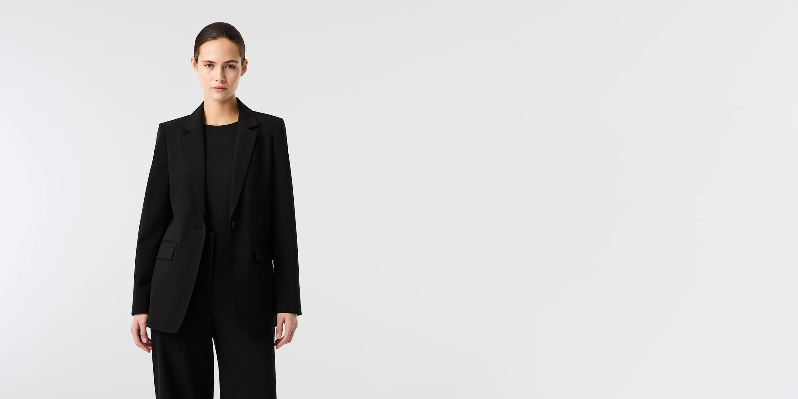AlphaTauri | OARMA V1.Y10.02 | Elegant Stretch Blazer in Black for Donna
