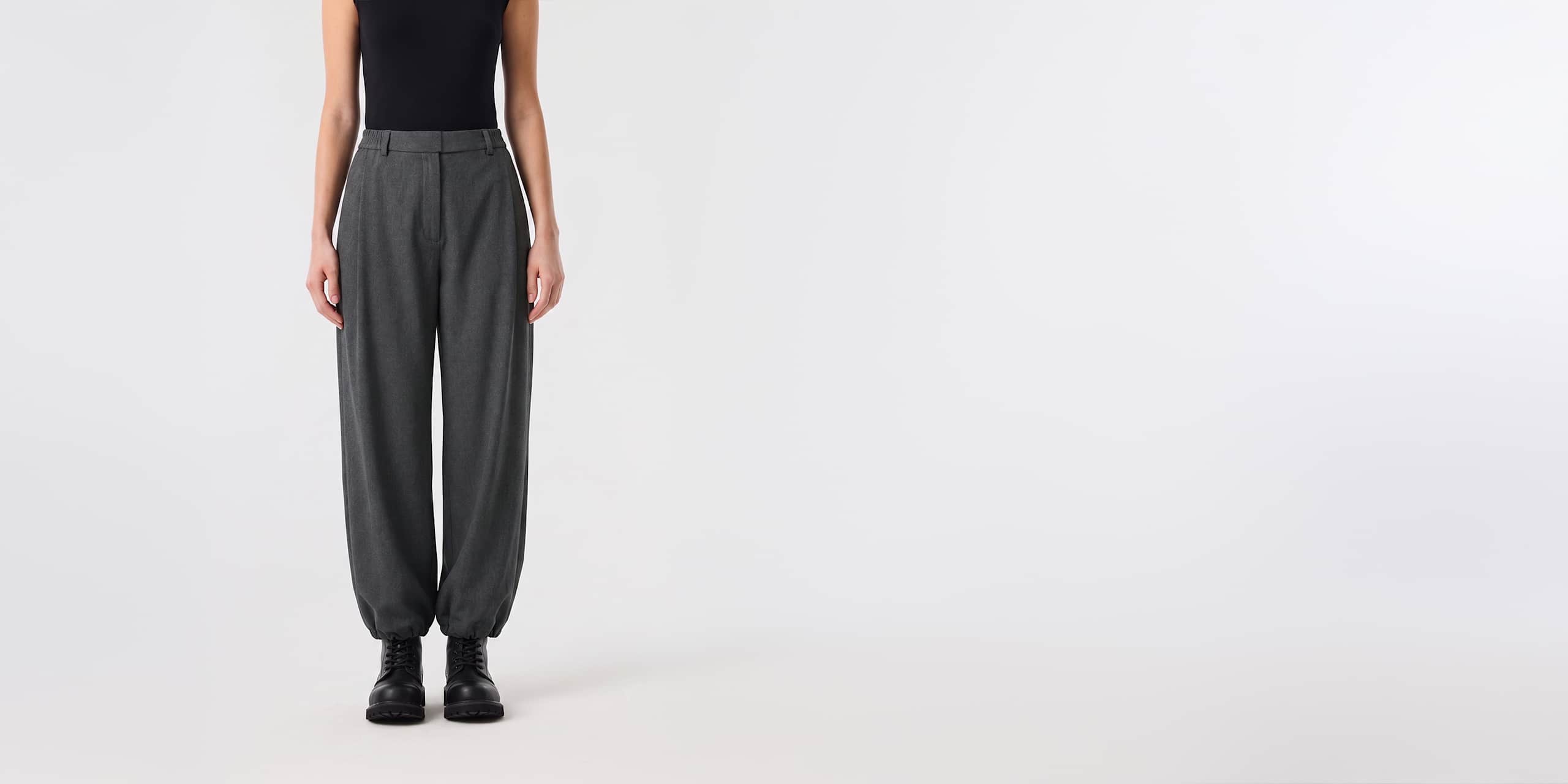 AlphaTauri | PAVONA V1.Y10.02 | Wool Tech Wide Leg Trousers in Dark Grey Melange for Women