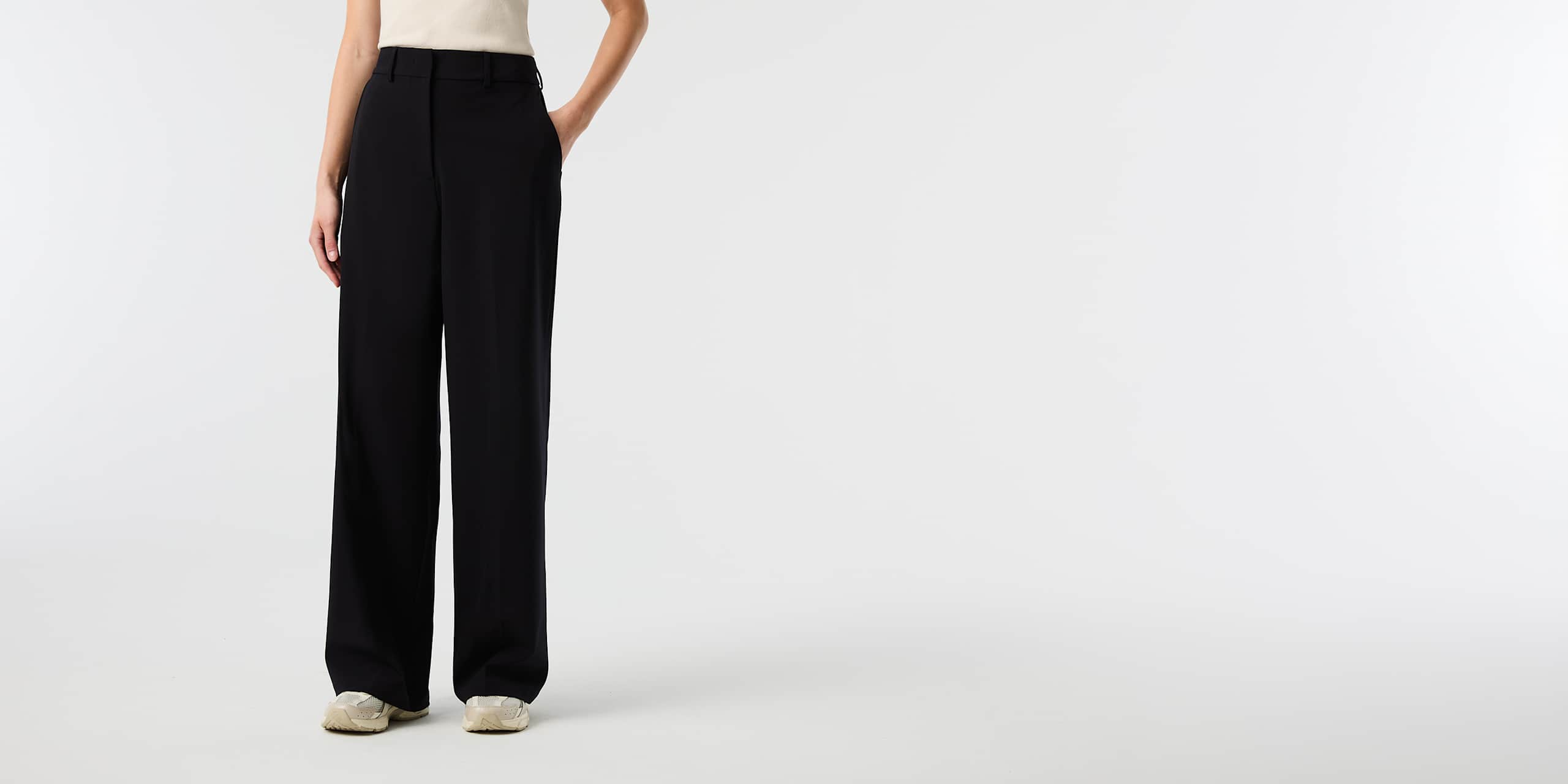 AlphaTauri | POSTA V1.Y10.02 | Elegant Stretch Trousers in Dark Navy for Donna