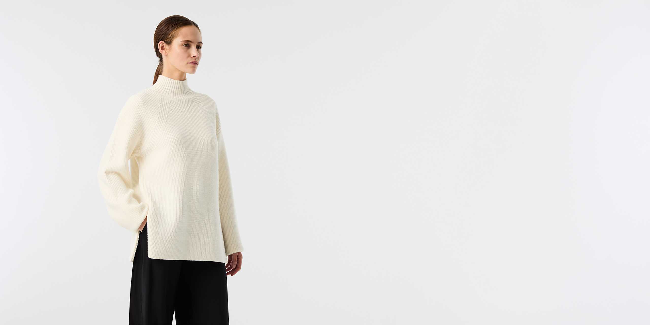 AlphaTauri | FISA V1.Y10.02 | Knit Wool Sweater with Zip Details in Weiß für Damen