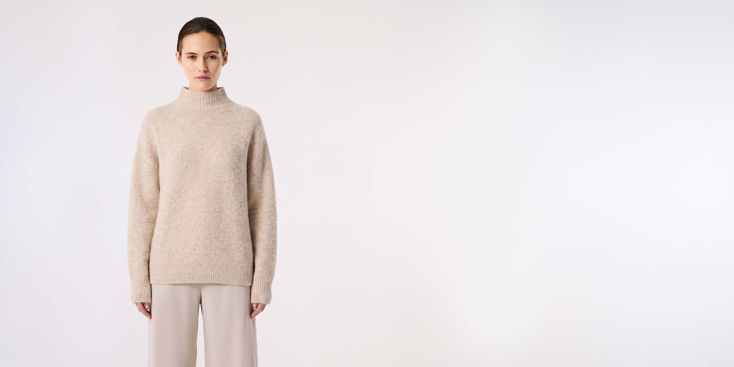 AlphaTauri | FIENA V1.Y10.02 | 3D-Strickpullover mit Rollkragen in Warm Stone für Damen