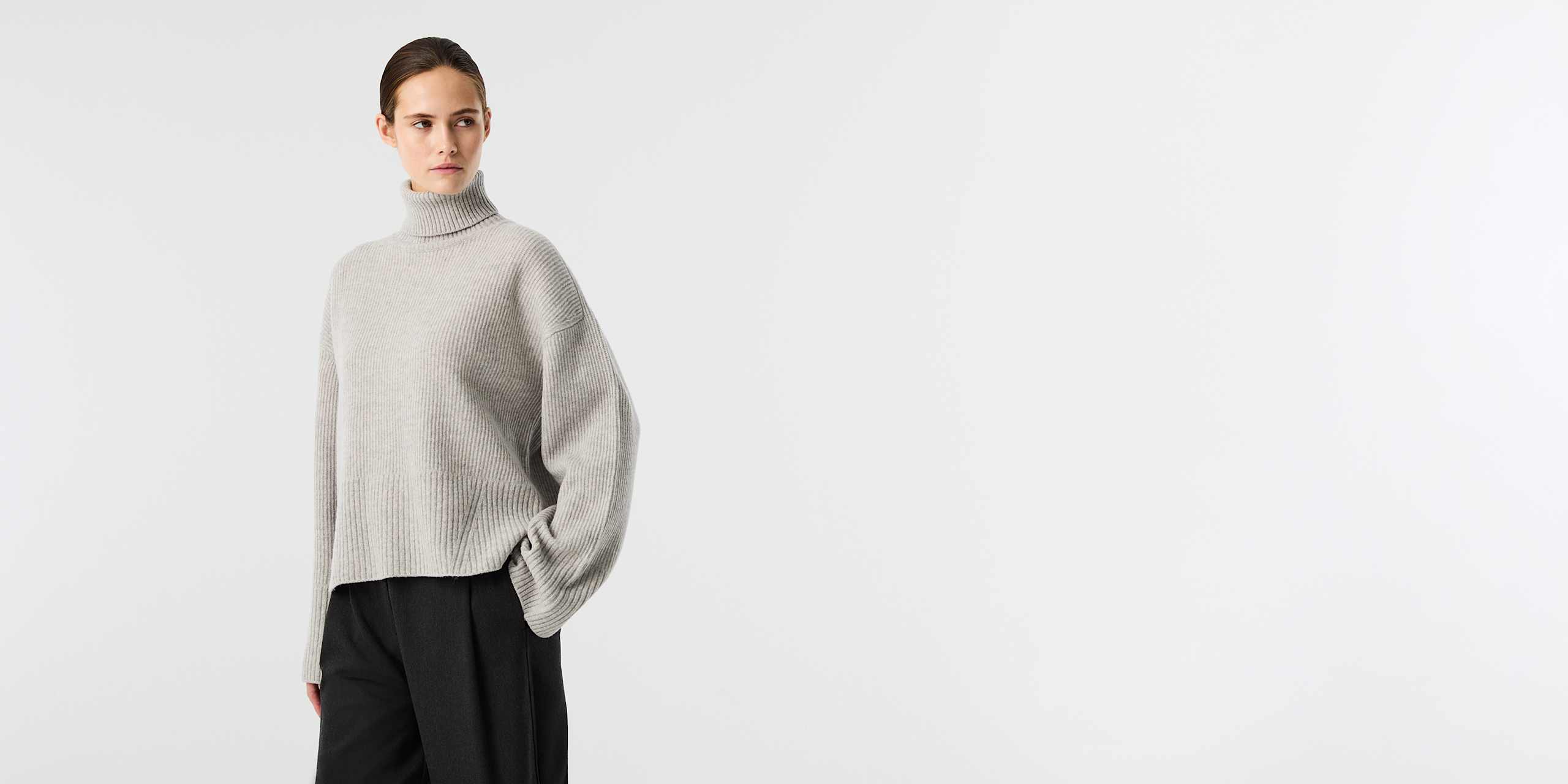 AlphaTauri | FERONA V1.Y10.02 | 3D Knit Turtleneck Sweater in Light Grey Melange for Women