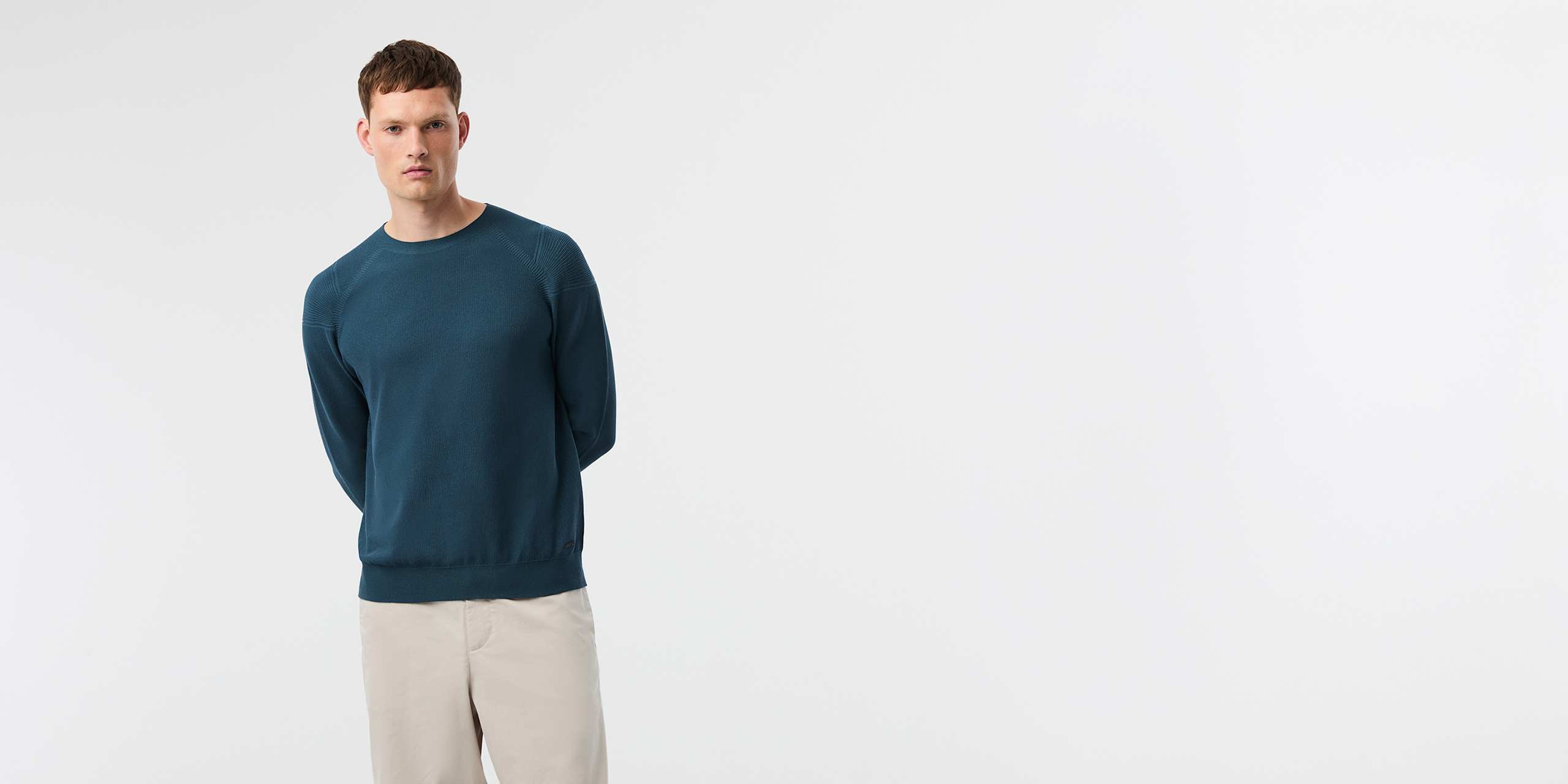 AlphaTauri | FOSOP V4.Y8.02 | Seamless 3D Performance Knit Crewneck Sweater in Teal for Men