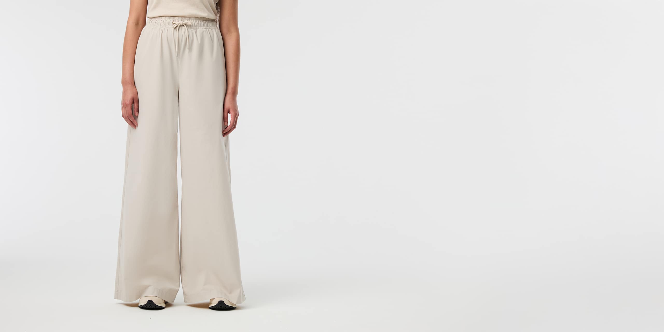 AlphaTauri | PINTA V1.Y10.01 | Performance Stretch Pantalon coupe large in Stone for Femme