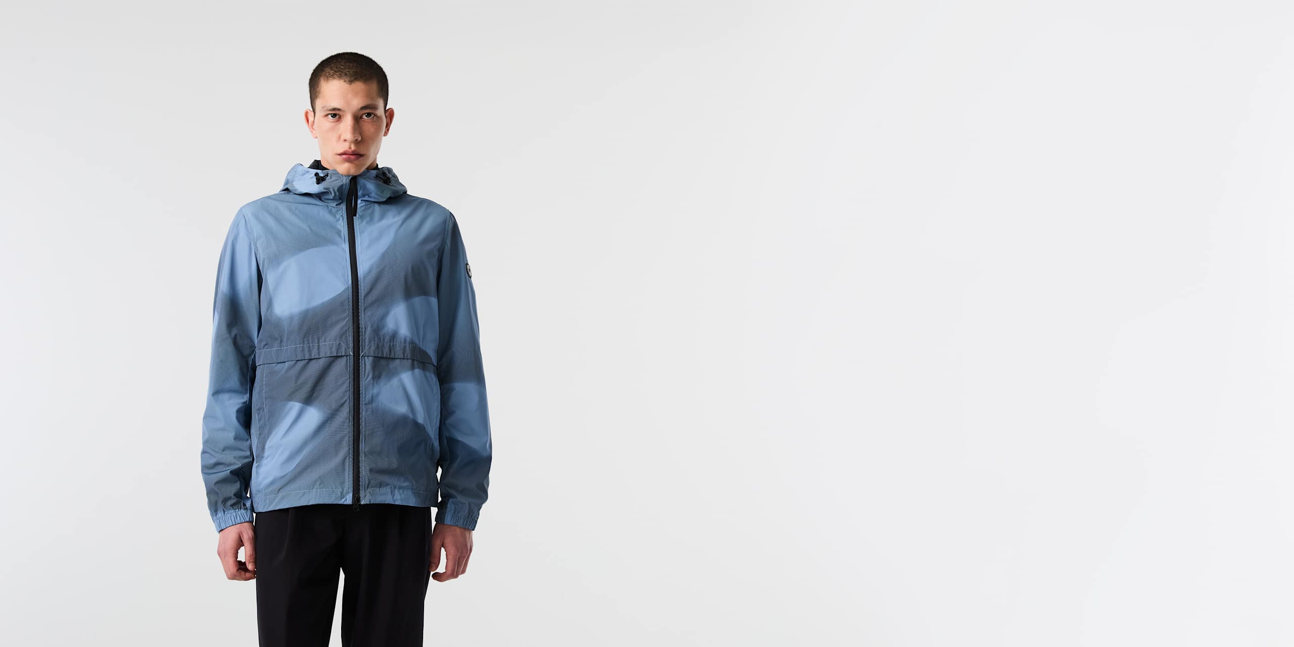AlphaTauri | ONDA V1.Y10.01 | Lightweight Hooded Jacket with Print Design in AOP dark navy / clouded blue for Men