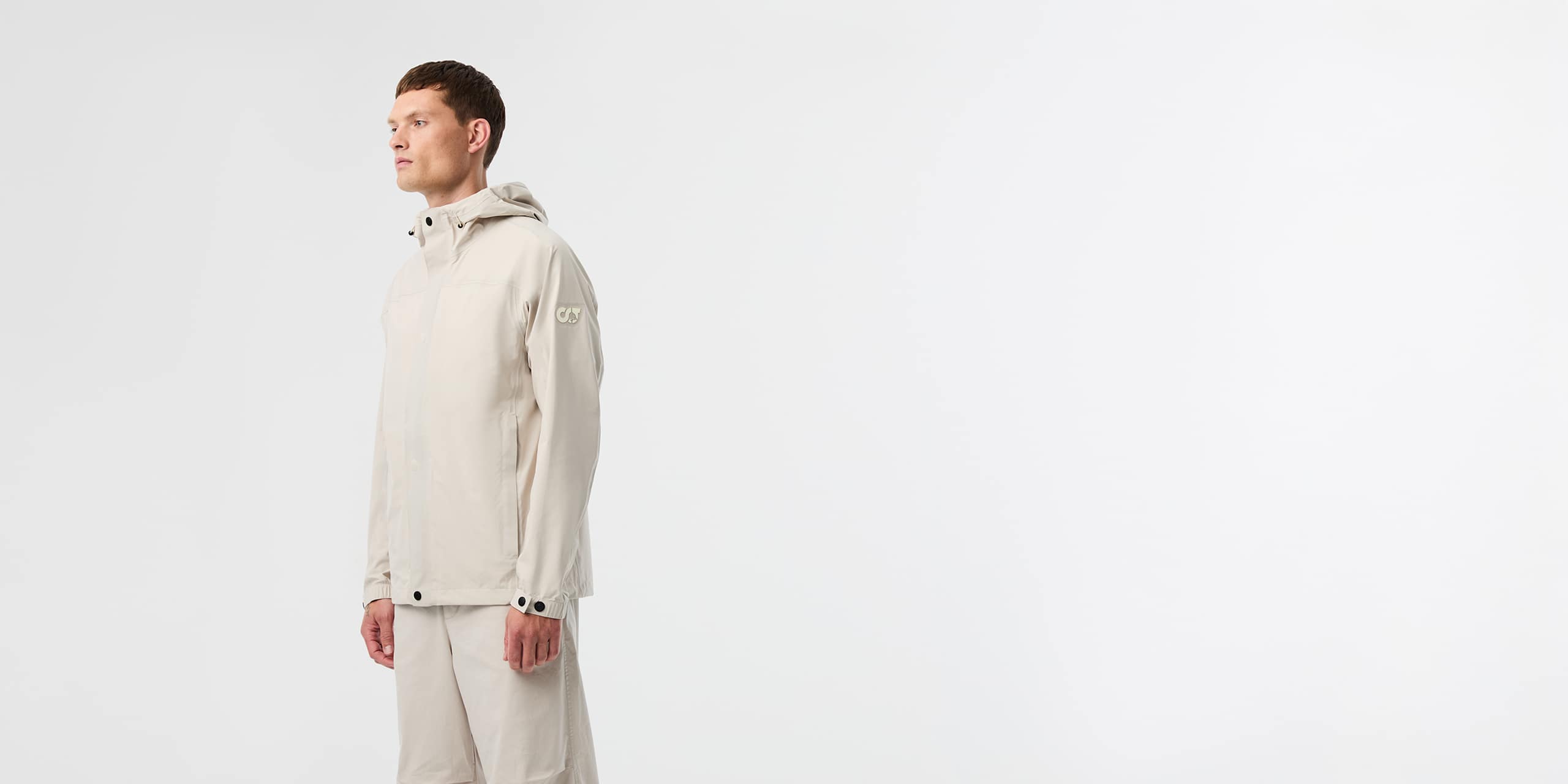 AlphaTauri | ORIS V1.Y10.01 | Leichte Tauroshield® Packable Jacke in Stone für Herren