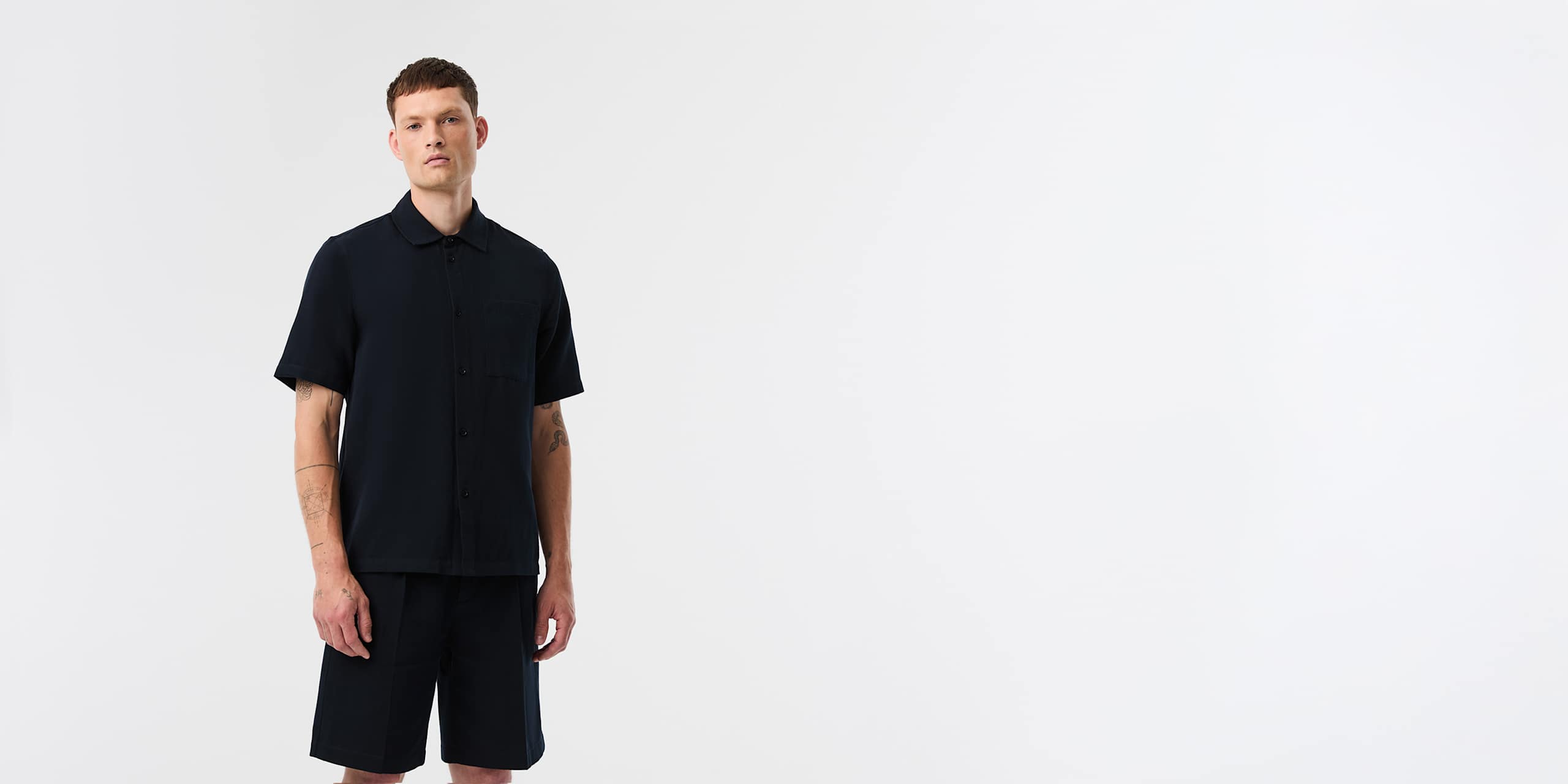 AlphaTauri | WAREH V1.Y10.01 | Relaxed-Fit Overshirt made from Cotton-Linen-Blend in Dark Navy for Men