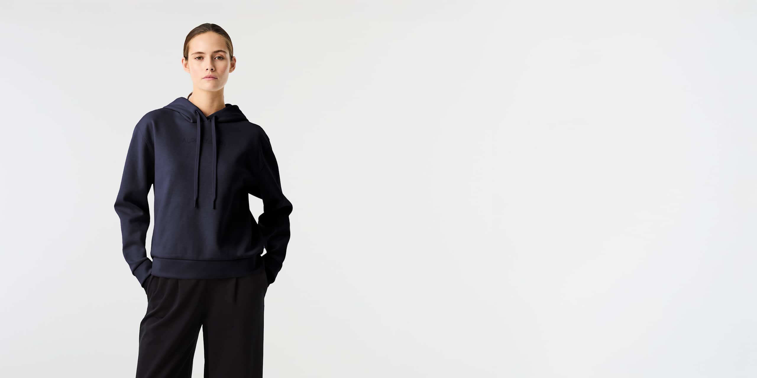AlphaTauri | SERA V2.Y10.01 | Signature-Hoodie in Dark Navy für Damen
