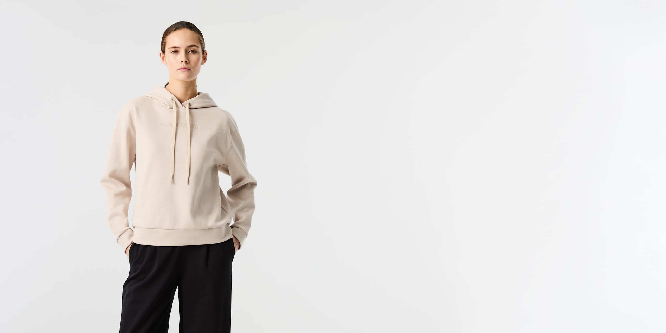 AlphaTauri | SERA V2.Y10.01 | Felpa con cappuccio Signature in Stone for Donna
