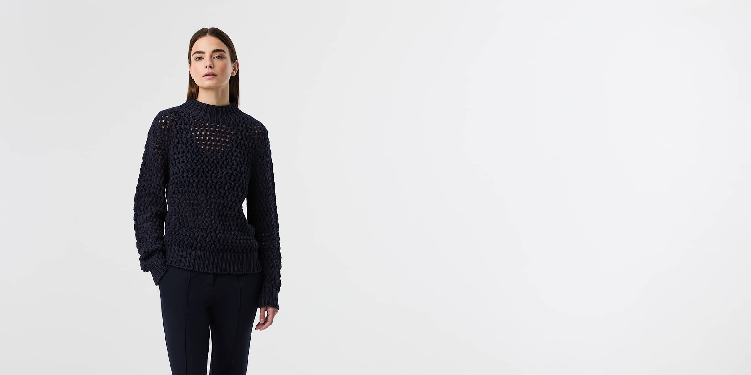 AlphaTauri | FILO V1.Y10.01 | Grober 3D-Strickpullover in Dark Navy für Damen