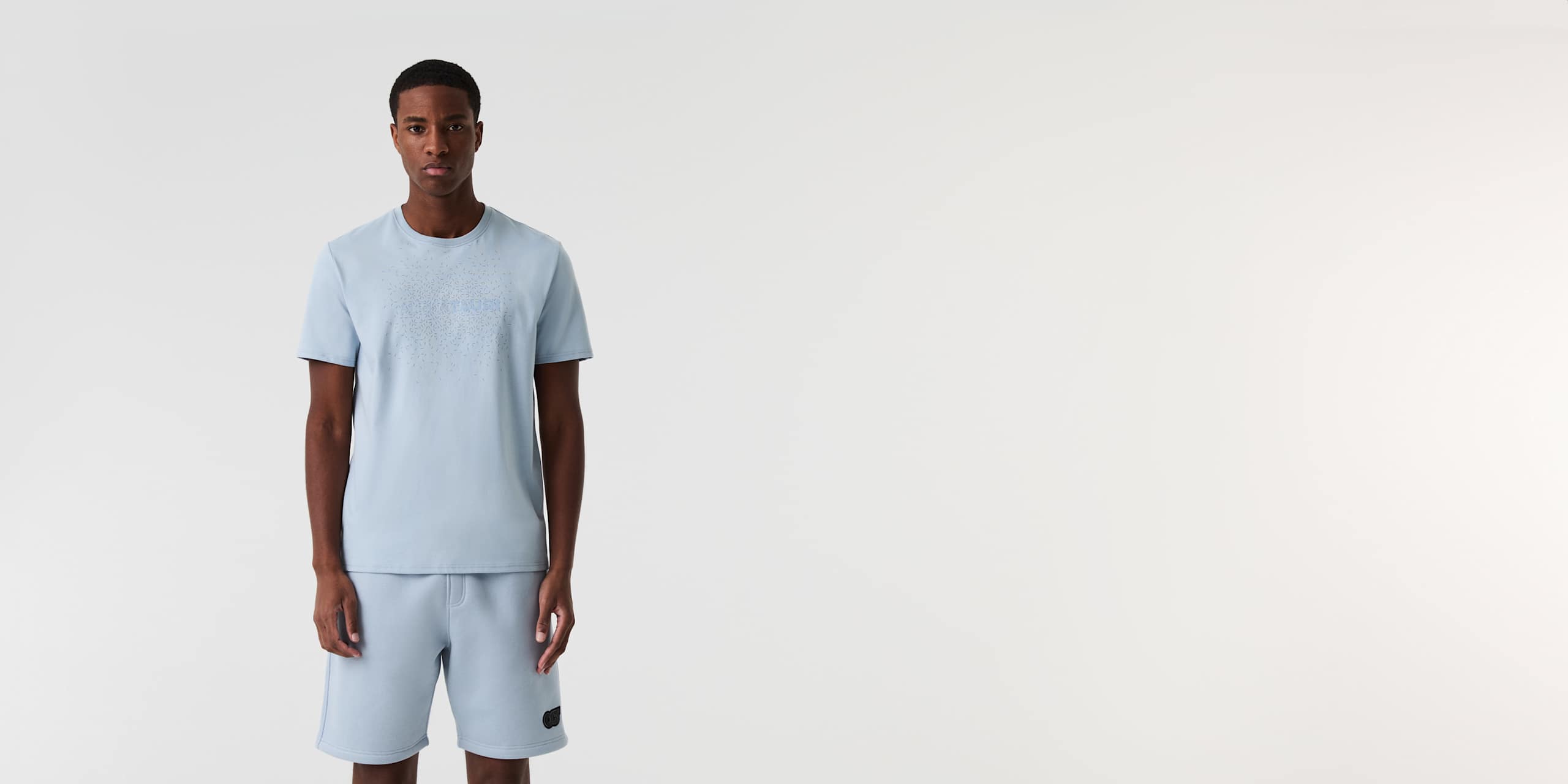 AlphaTauri | JUMMO V1.Y9.01 | Camiseta con logotipo reflectante in Fog Blue for Hombre AlphaTauri | JUMMO V1.Y9.01 | Camiseta con logotipo reflectante in Fog Blue for Hombre