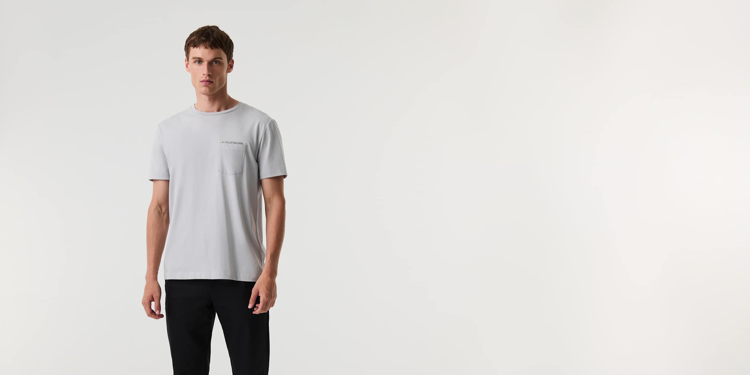 AlphaTauri | JOMER V1.Y9.01 | T-Shirt aus Supima-Qualitätsbaumwolle in Mittelgrau für Herren AlphaTauri | JOMER V1.Y9.01 | T-Shirt aus Supima-Qualitätsbaumwolle in Mittelgrau für Herren