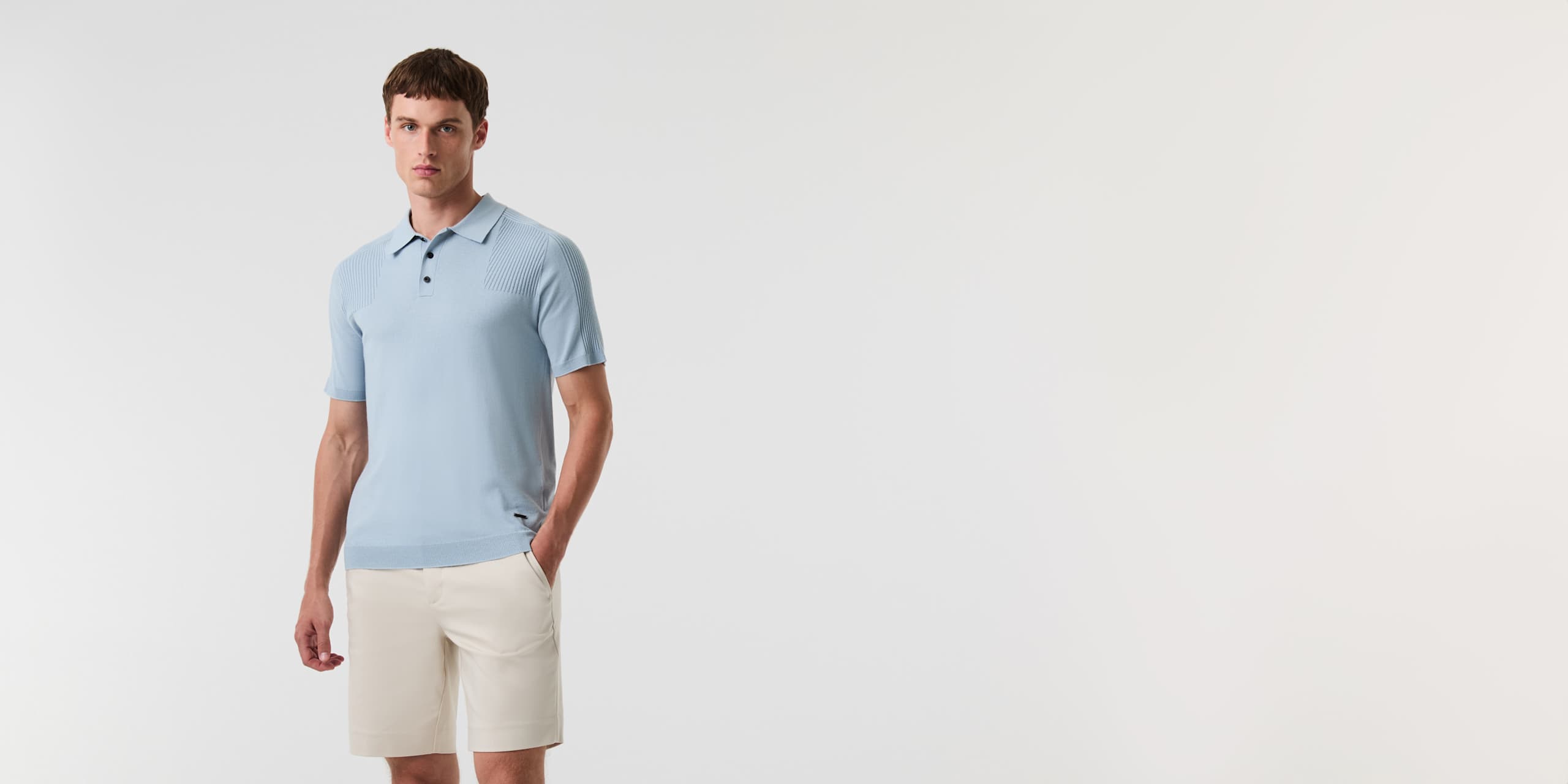 AlphaTauri | FOTOL V1.Y9.01 | Polo in Coolmax® e cotone in maglia 3D senza cuciture in Fog Blue for Uomo AlphaTauri | FOTOL V1.Y9.01 | Polo in Coolmax® e cotone in maglia 3D senza cuciture in Fog Blue for Uomo