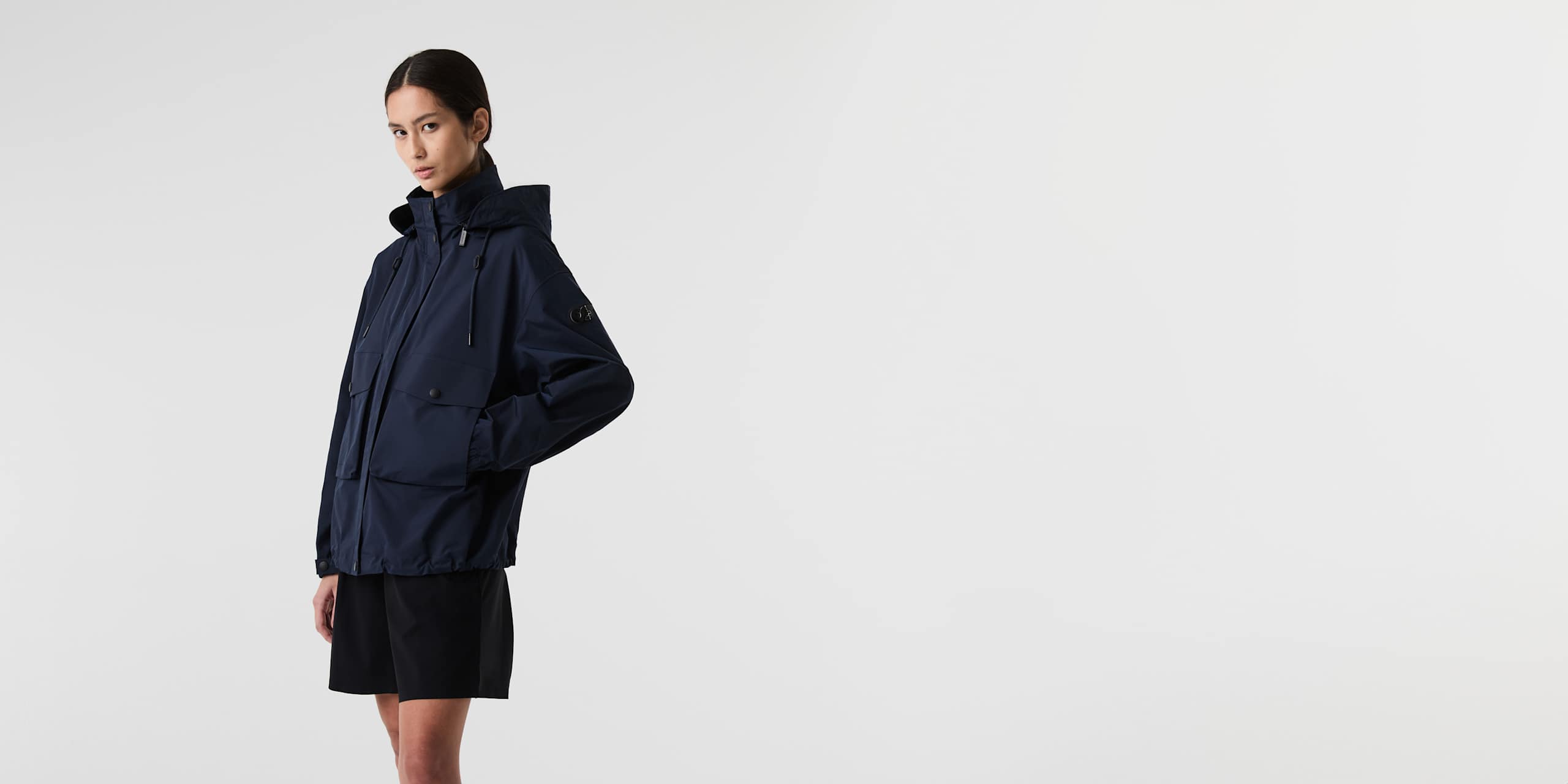 AlphaTauri | OVERA V1.Y9.01 | Wasserabweisend Feldjacke in Navy für Damen AlphaTauri | OVERA V1.Y9.01 | Wasserabweisend Feldjacke in Navy für Damen