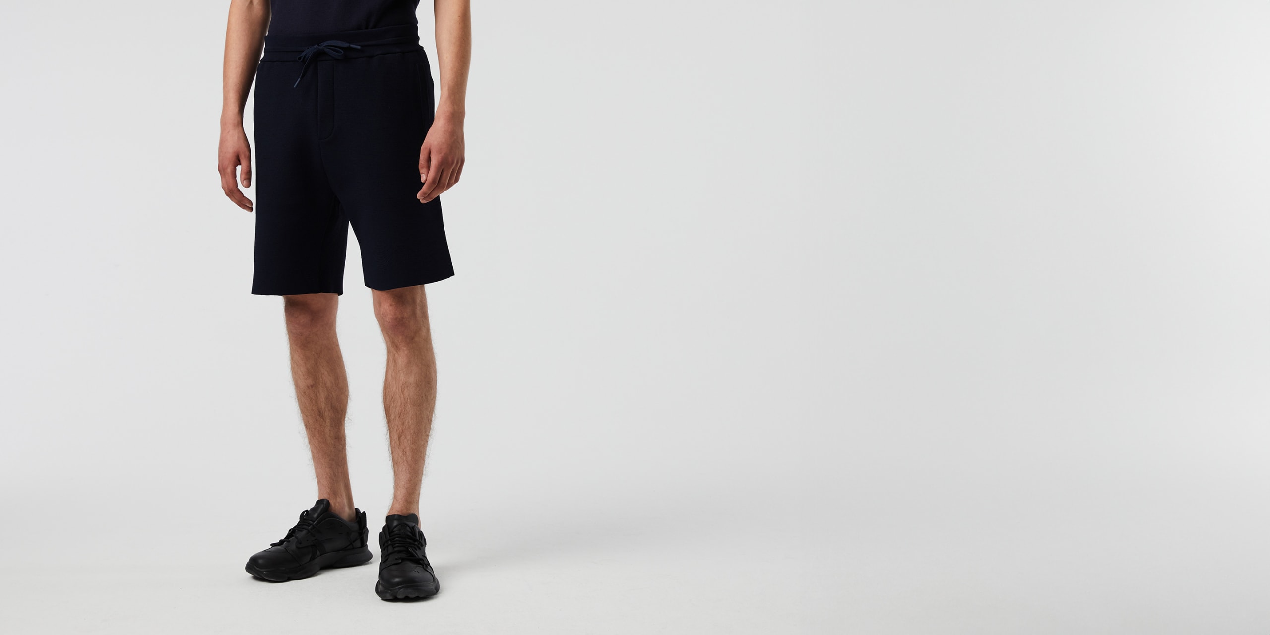 AlphaTauri | POSOS V2.Y6.01 | Shorts aus Funktionsstrick in Navy für Herren