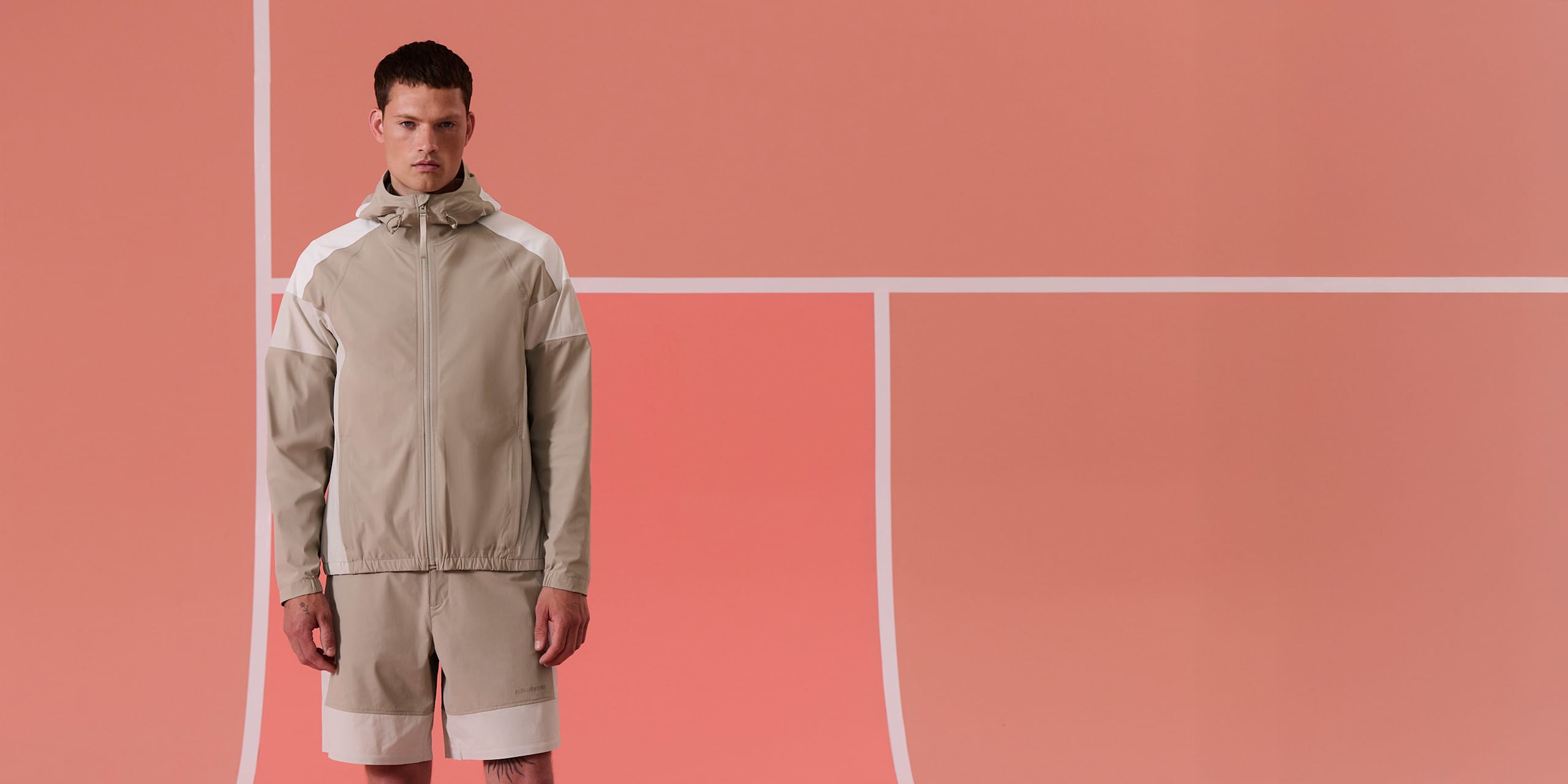 AlphaTauri | OASI V1.Y10.01 | Performance Stretch Chaqueta ligera in Dune for Hombre AlphaTauri | OASI V1.Y10.01 | Performance Stretch Chaqueta ligera in Dune for Hombre