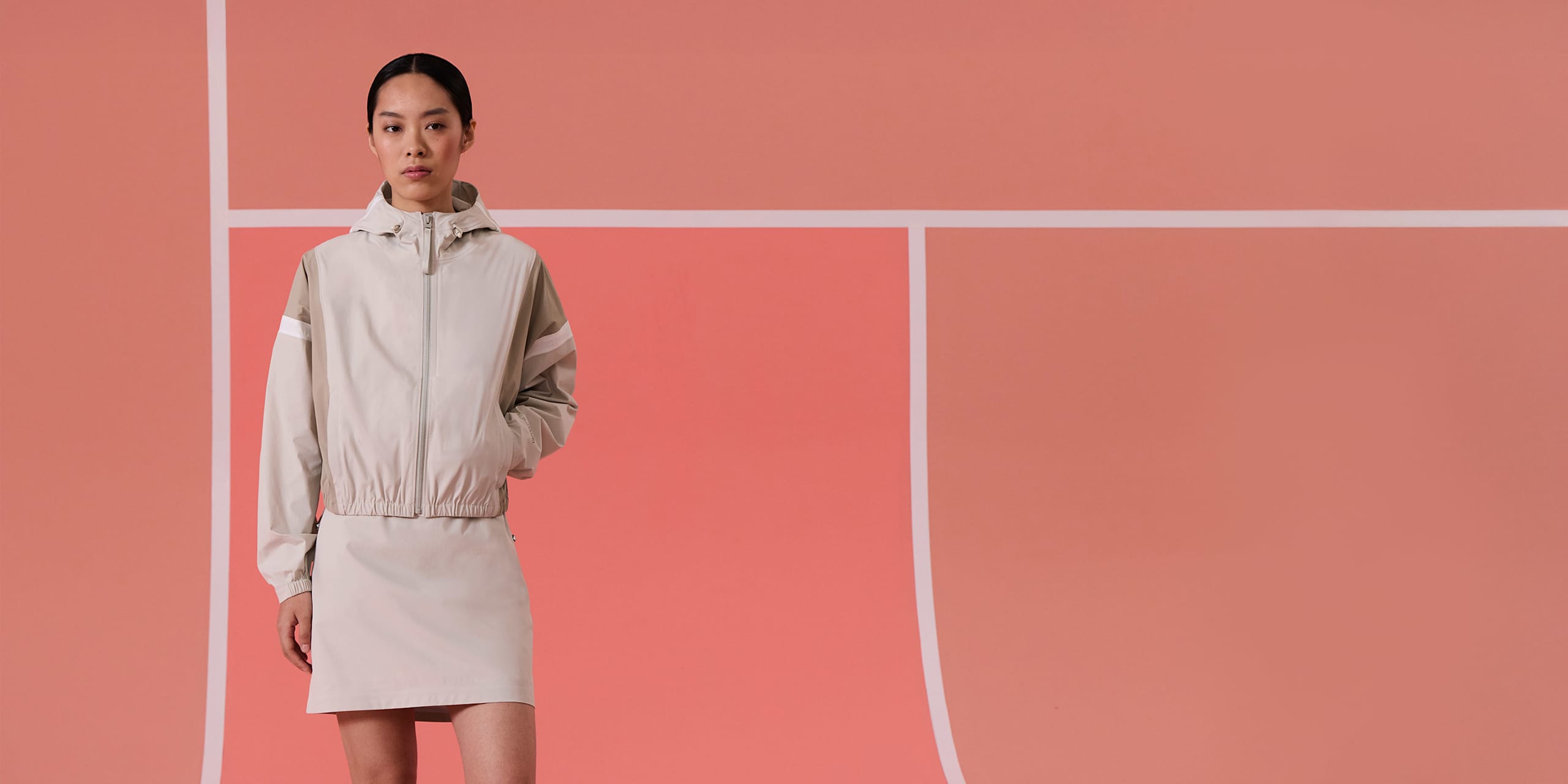 AlphaTauri | OASA V1.Y10.01 | Leichte Jacke aus Performance Stretch in Stone für Damen AlphaTauri | OASA V1.Y10.01 | Leichte Jacke aus Performance Stretch in Stone für Damen