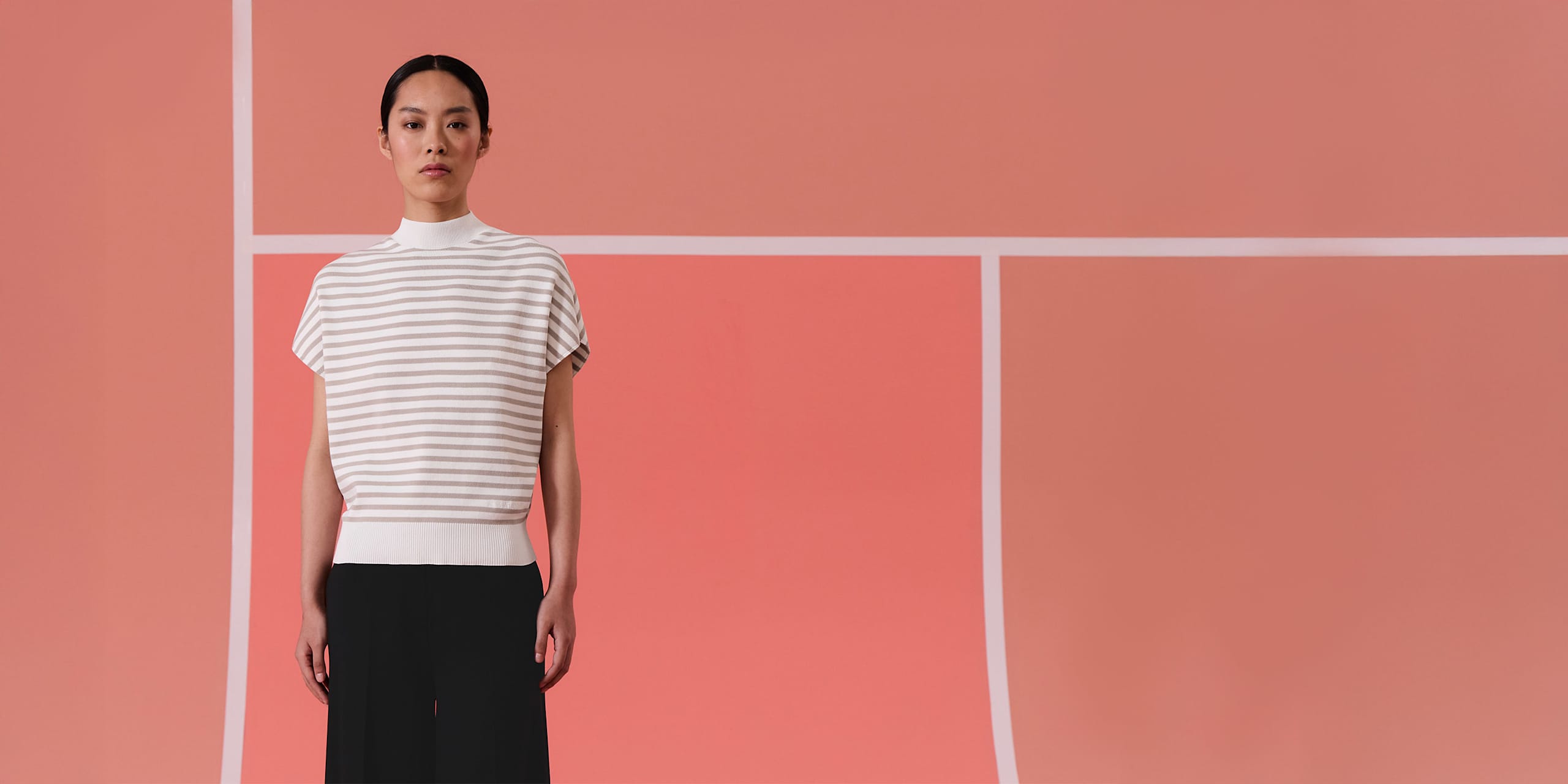 AlphaTauri | FUZE V1.Y10.01 | Top in maglia 3D con manica ad aletta in Stone / Chalk for Donna AlphaTauri | FUZE V1.Y10.01 | Top in maglia 3D con manica ad aletta in Stone / Chalk for Donna