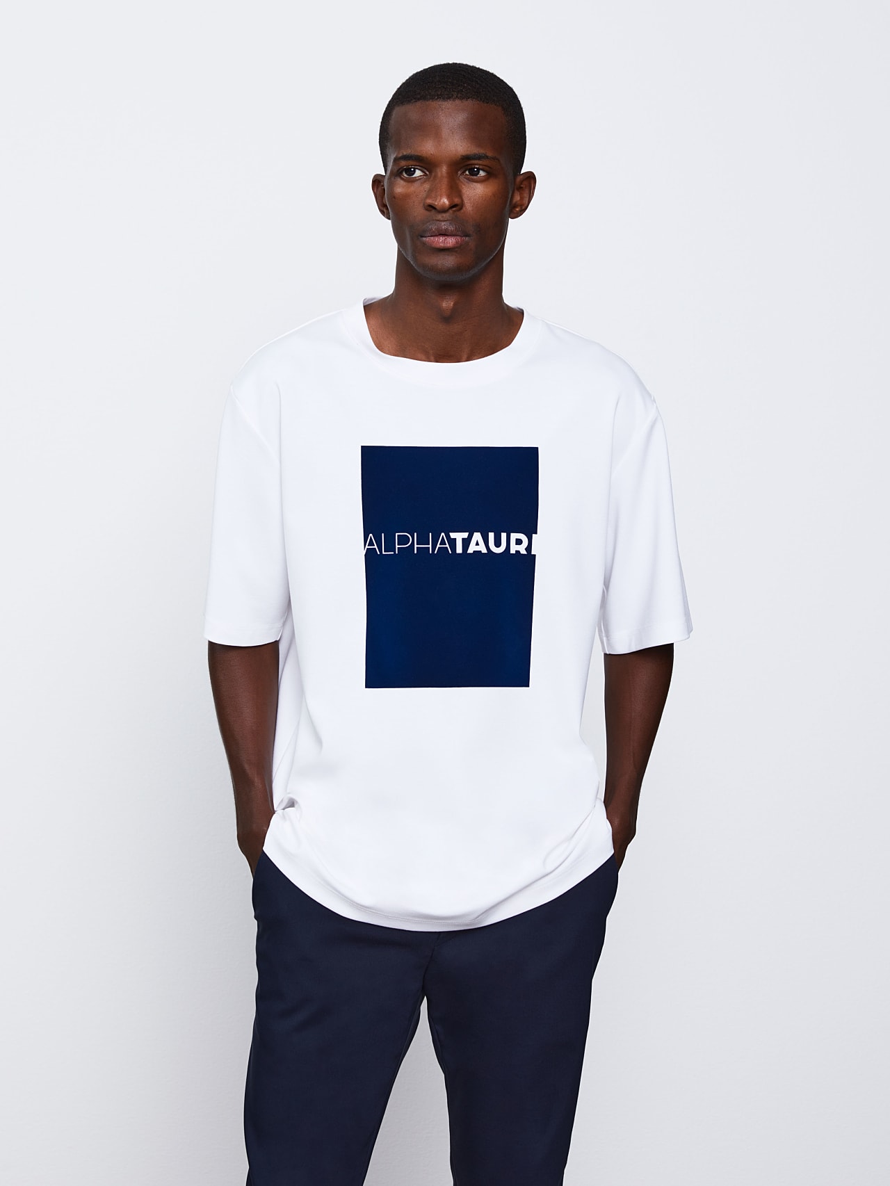Relaxed Fit Logo T-Shirt