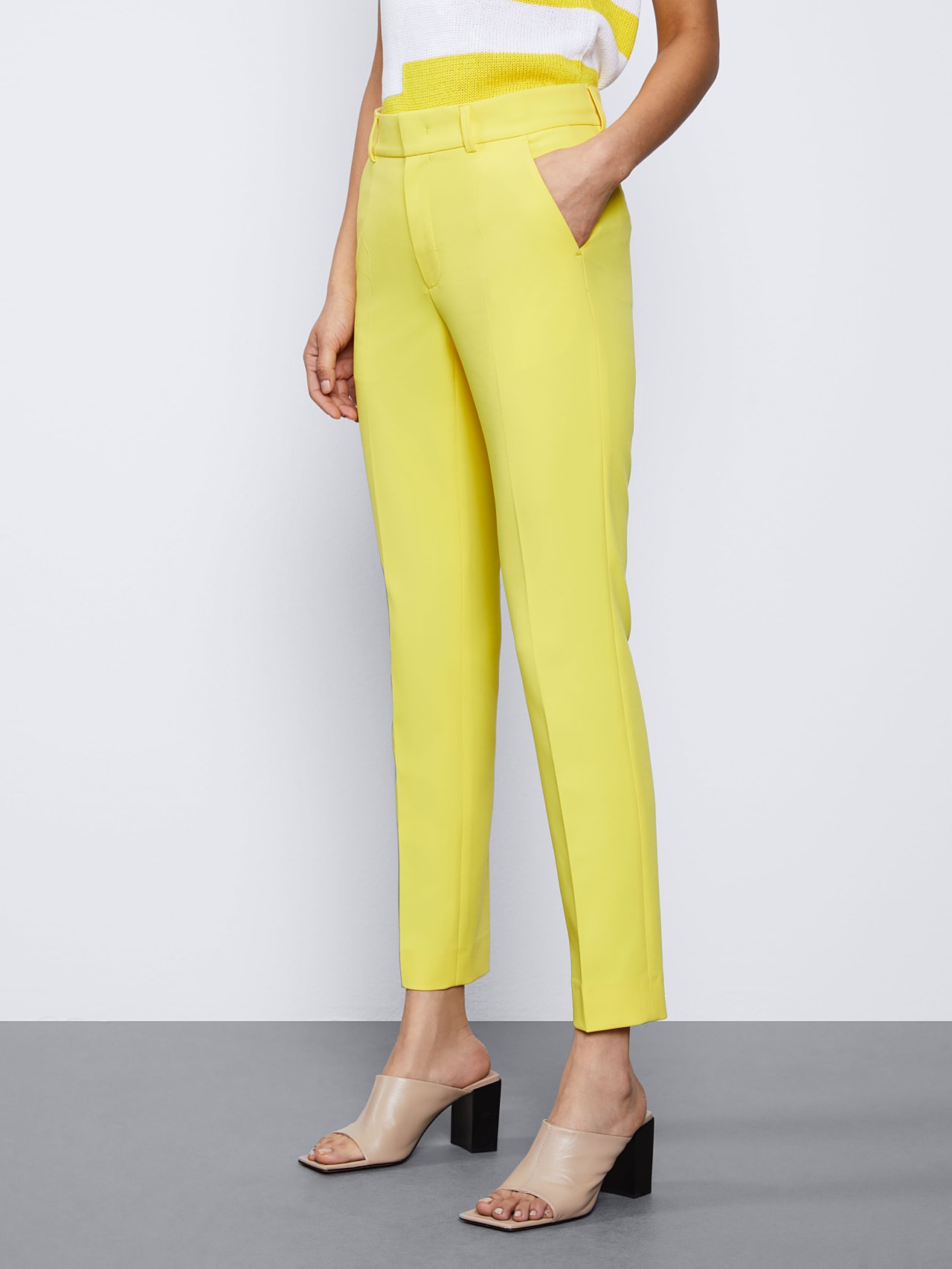 AlphaTauri | PERTI V2.Y6.01 | Water-repellent Tapered Pants in yellow for Women