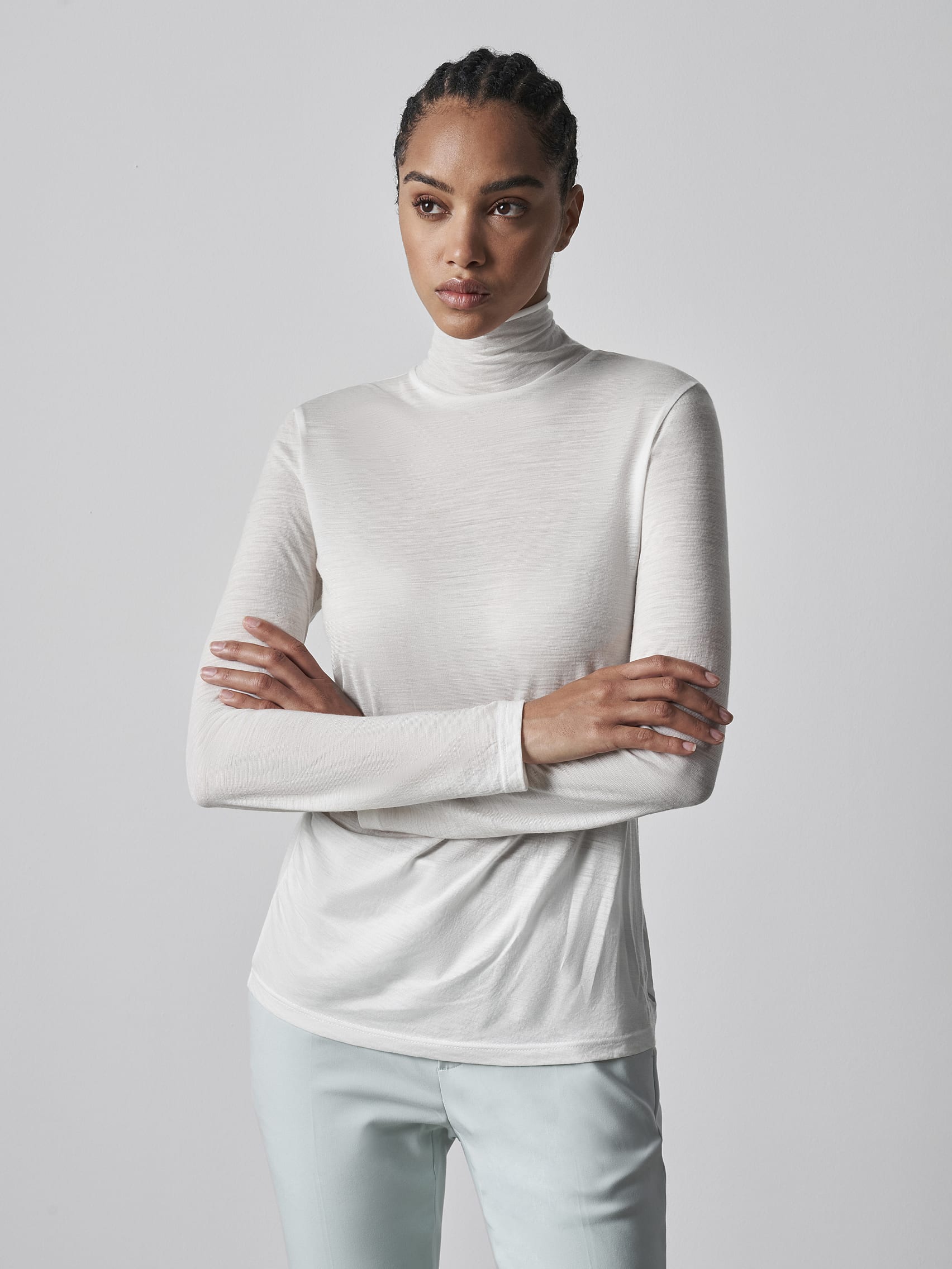 AlphaTauri | JUPAO V2.Y5.02 | Jersey de manga larga con cuello vuelto in Color Hueso for Mujer